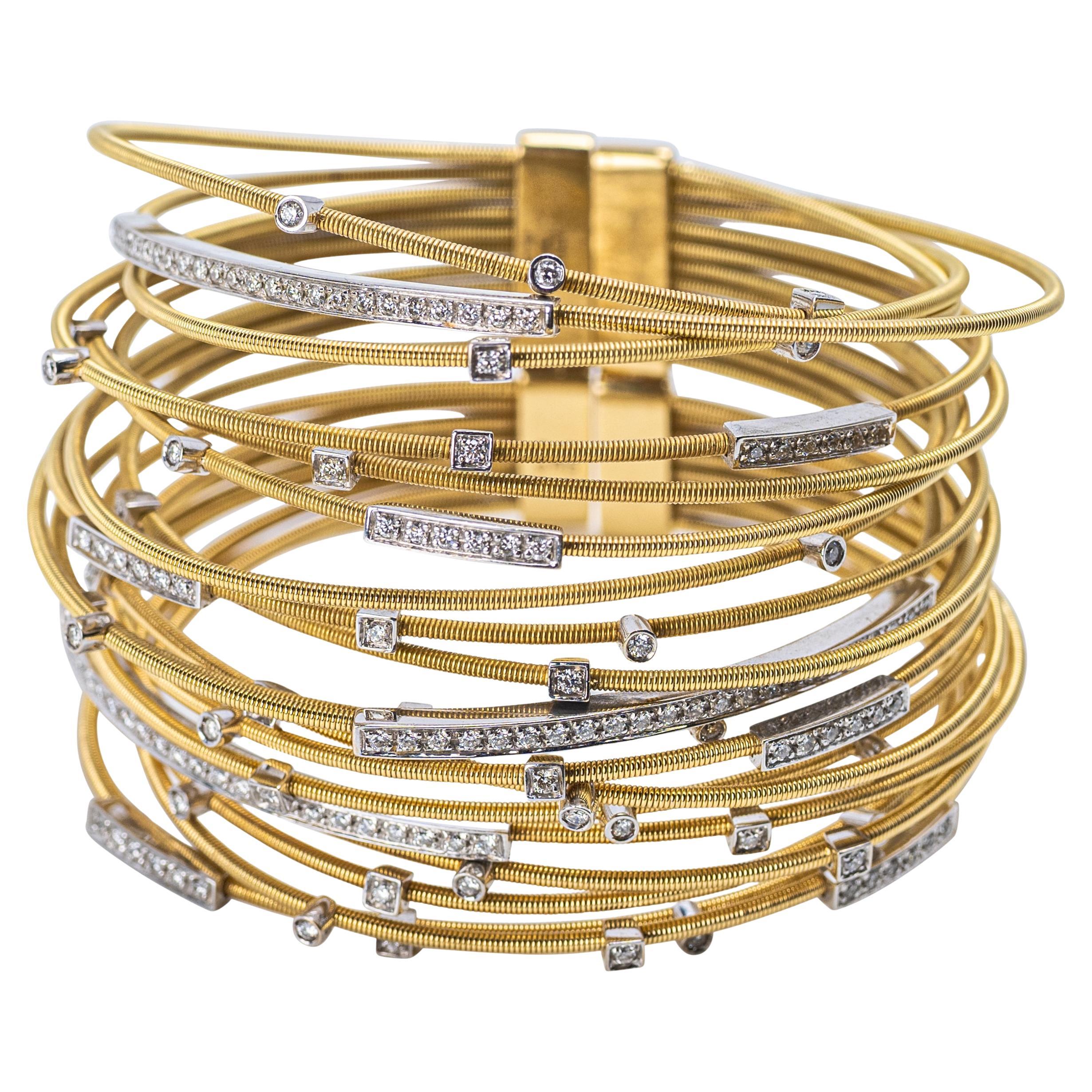 An Italian 18 Karat Gold and Diamond Expandable Bracelet, Signed 2324 AL For Sale