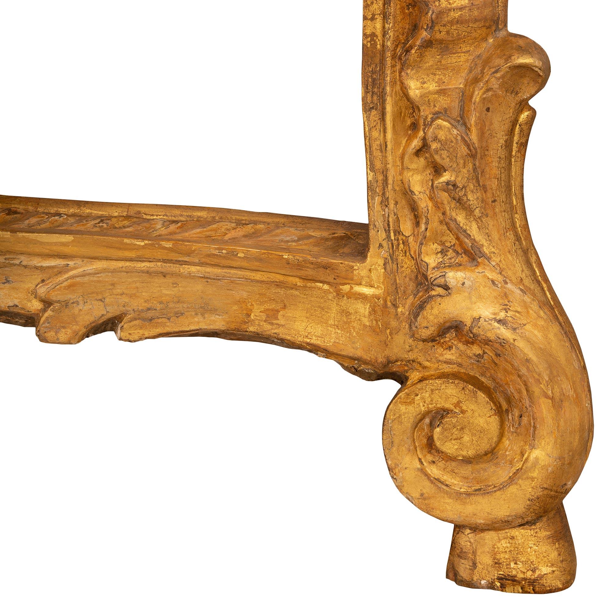 Italienisches vergoldetes Holz und Alabastro-Fiorito-Marmor Co aus der Zeit Ludwigs XV. im Angebot 5