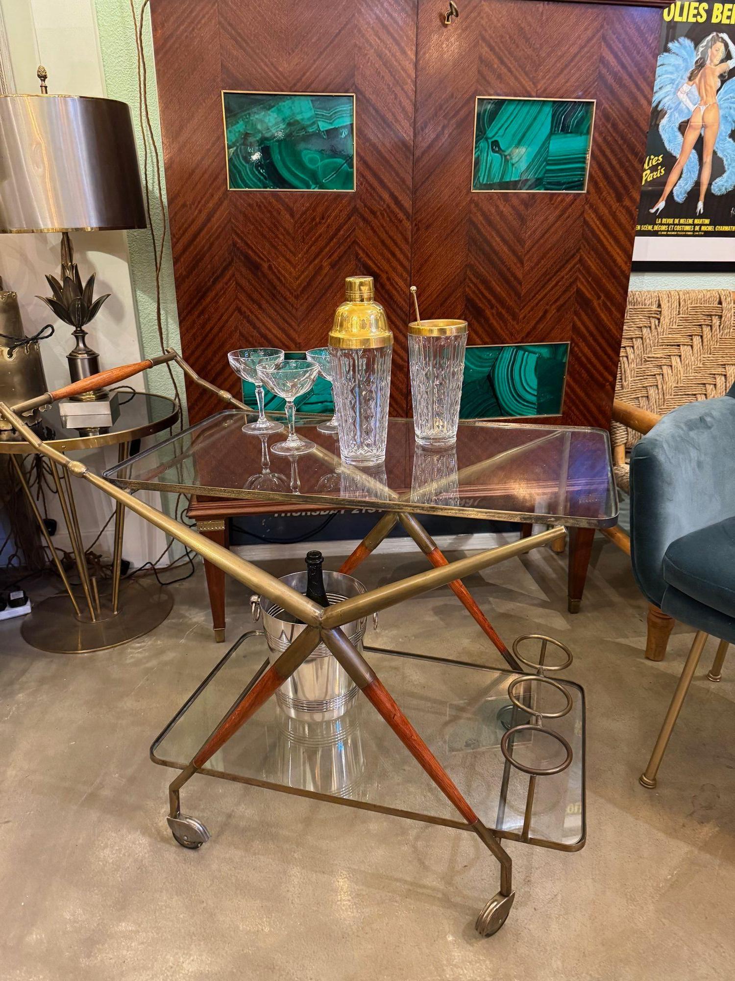 An Italian 1950s brass and lacquered wood bar trolley by Cesare Lacca For Sale 1