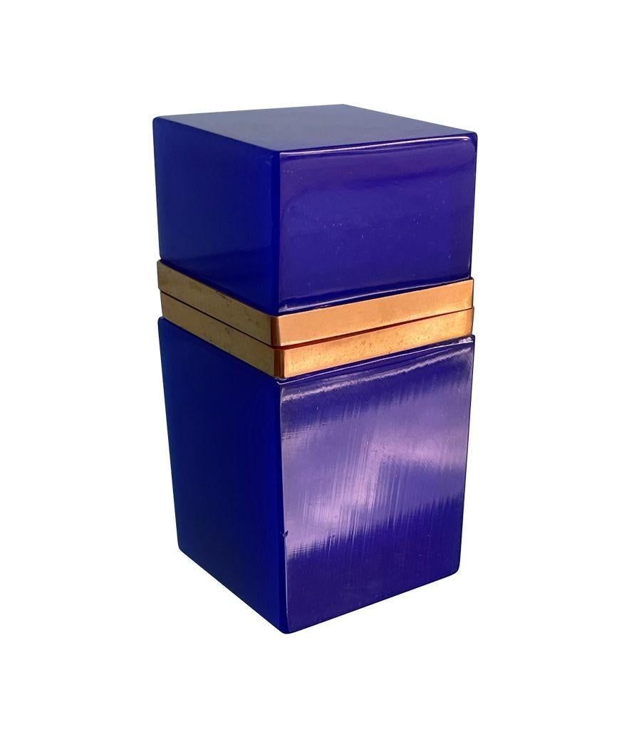 Mid-20th Century An Italian 1950s cobalt blue Murano glass hinged lidded box by Giovanni Cenedese For Sale
