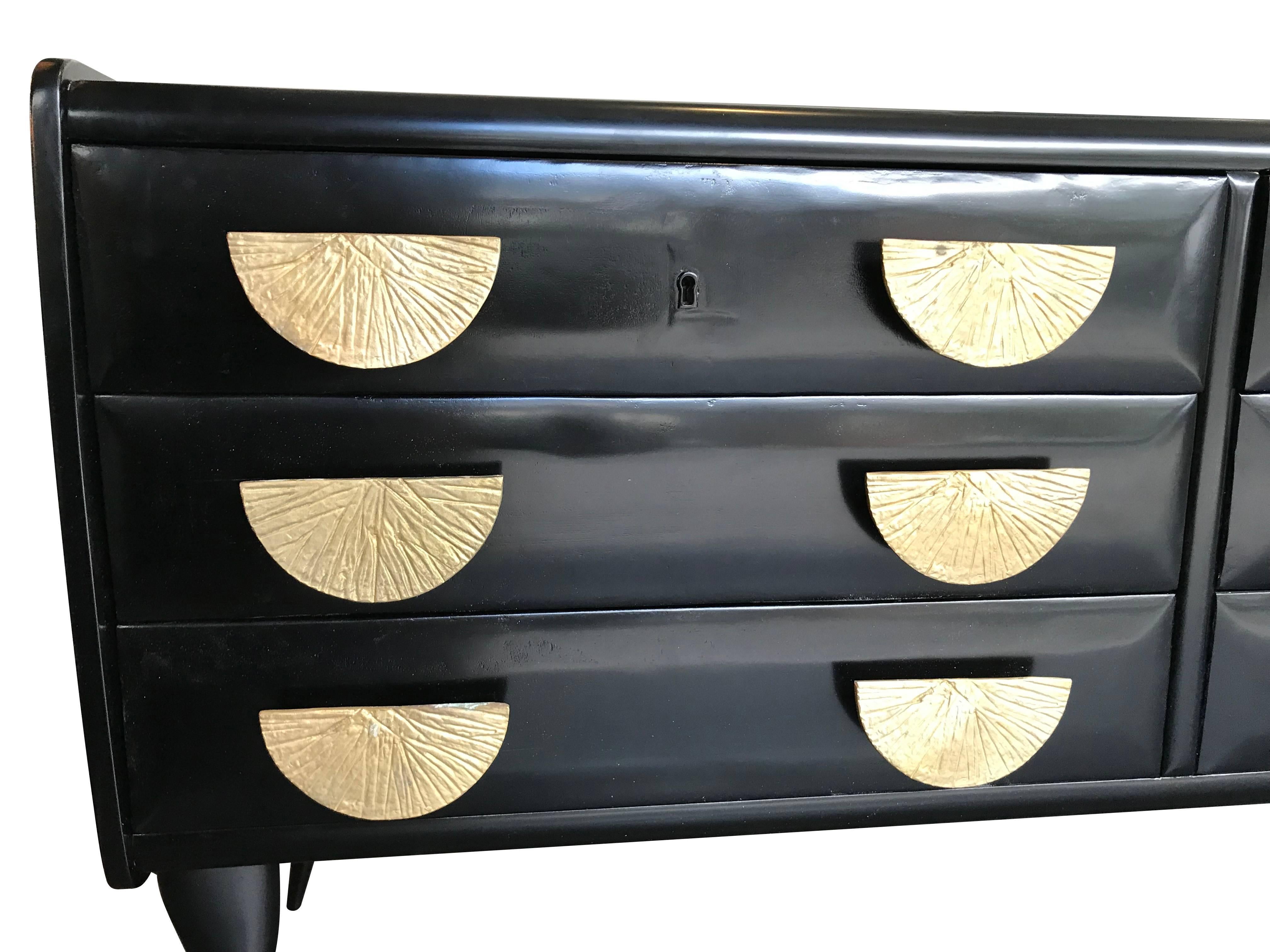 Italian 1950s Ebonised Chest of Drawers In Good Condition In London, GB