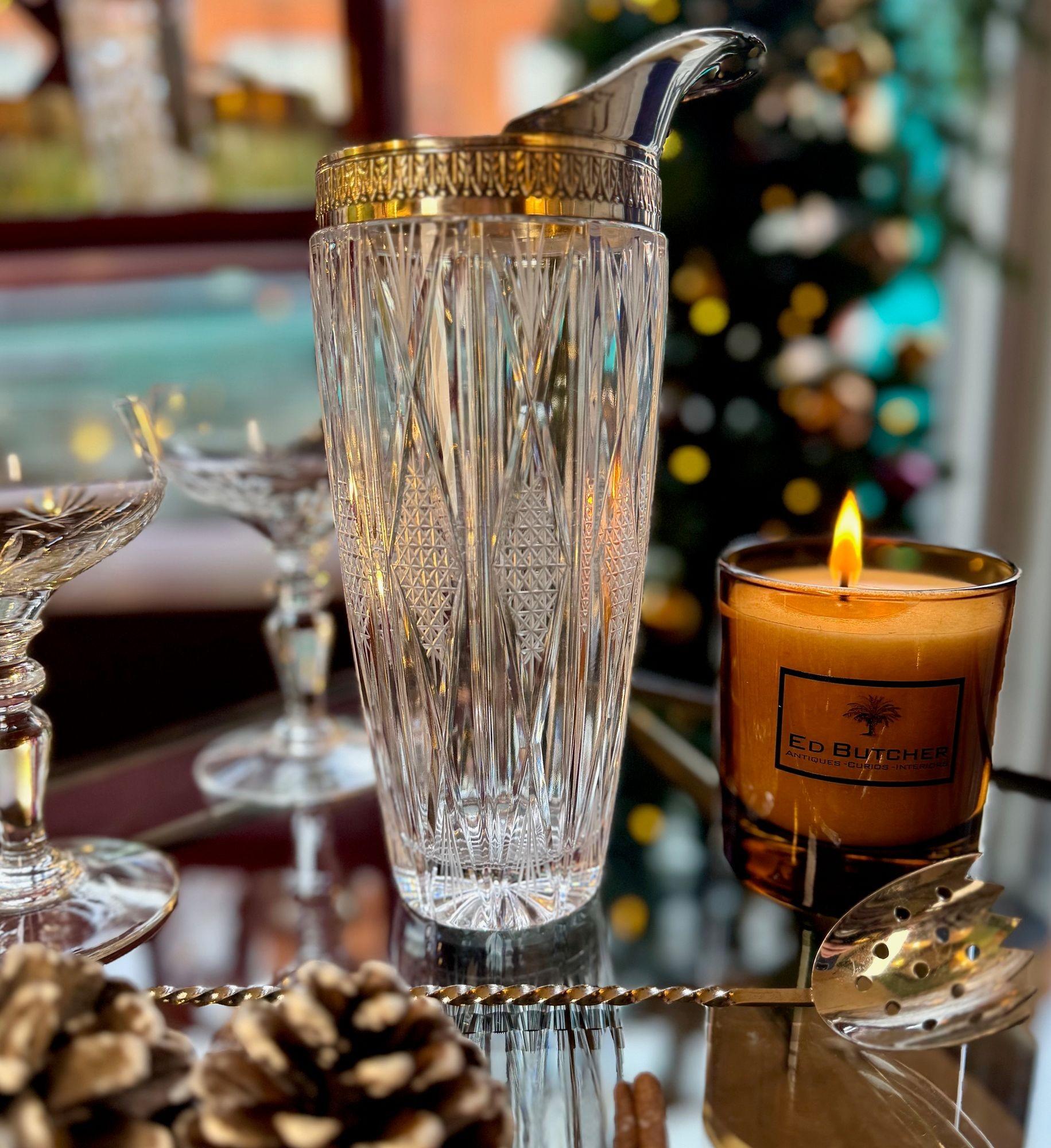 Pichet à cocktail italien des années 1950 en cristal et argent, estampillé 800 (80 %)  en argent et décorée d'un motif de palmier sur le pourtour.  cuillère à mélanger en nickel