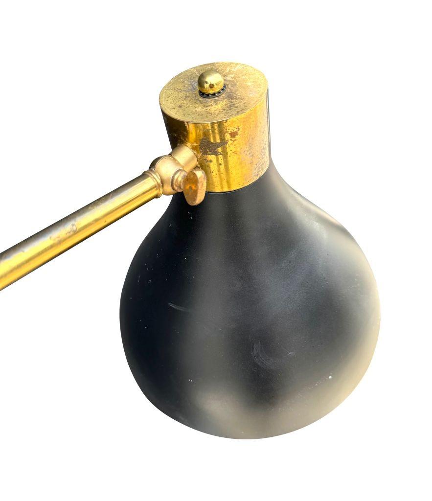 Lampada da terra regolabile in marmo, ottone e smalto nero, Stilux, anni '60. in vendita 11