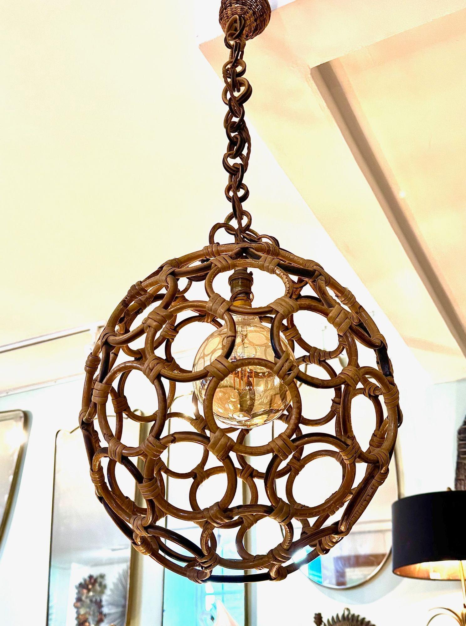 Lámpara italiana de bola circular de bambú de los años 60 al estilo de Franco Albini Italiano en venta