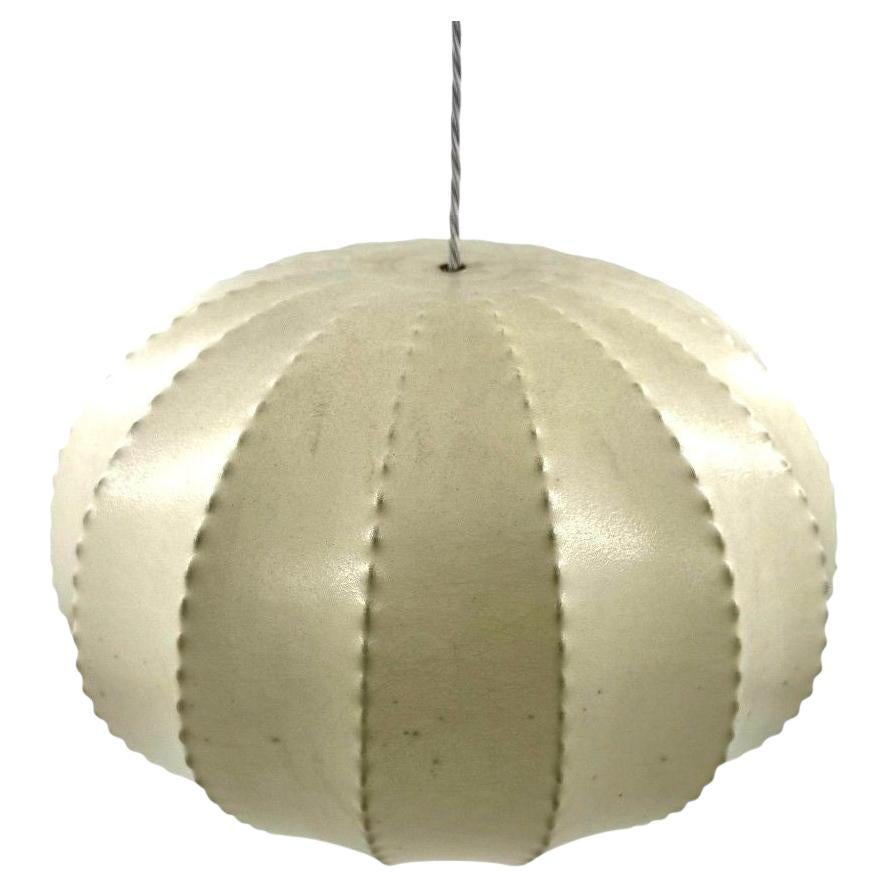 An Italian 1960s Cocoon light designed by Achille and Pier Giacomo Castiglioni en venta