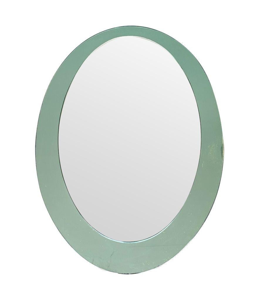 Miroir ovale italien Cristal Arte des années 1960 avec cadre en miroir vert menthe pastel. en vente 8