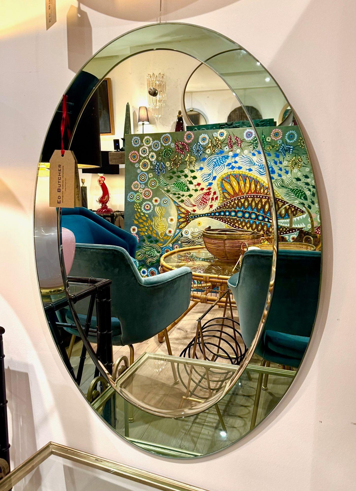Miroir ovale italien Cristal Arte des années 1960 avec cadre en miroir vert menthe pastel. en vente 9