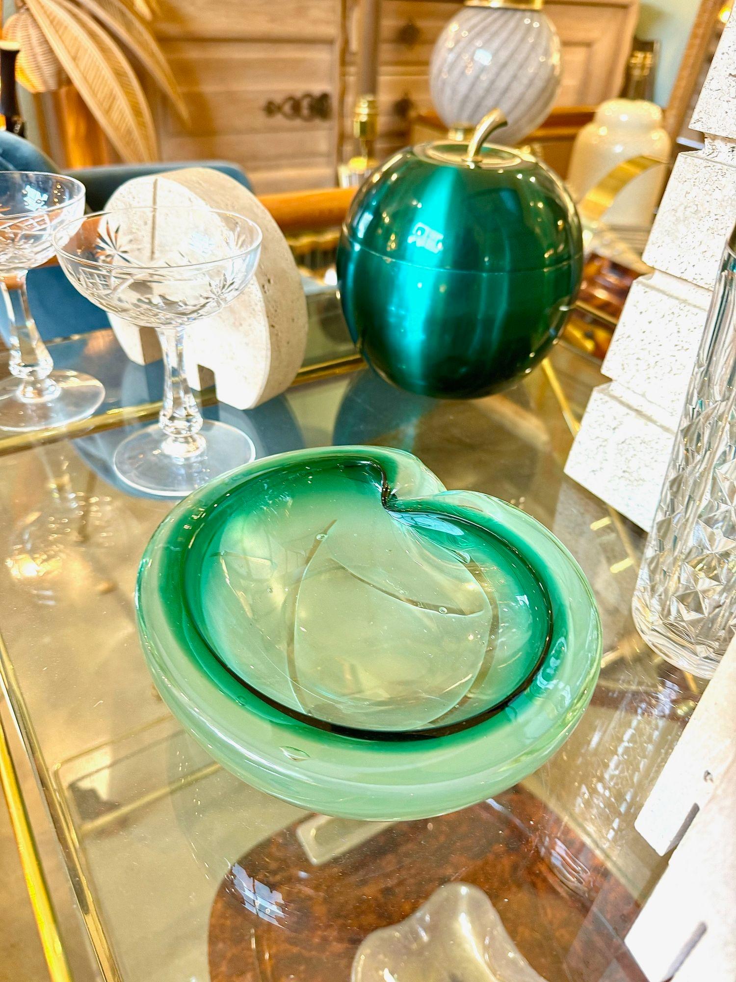 Mid-20th Century An Italian 1960s green Murano glass ashtray / bowl For Sale