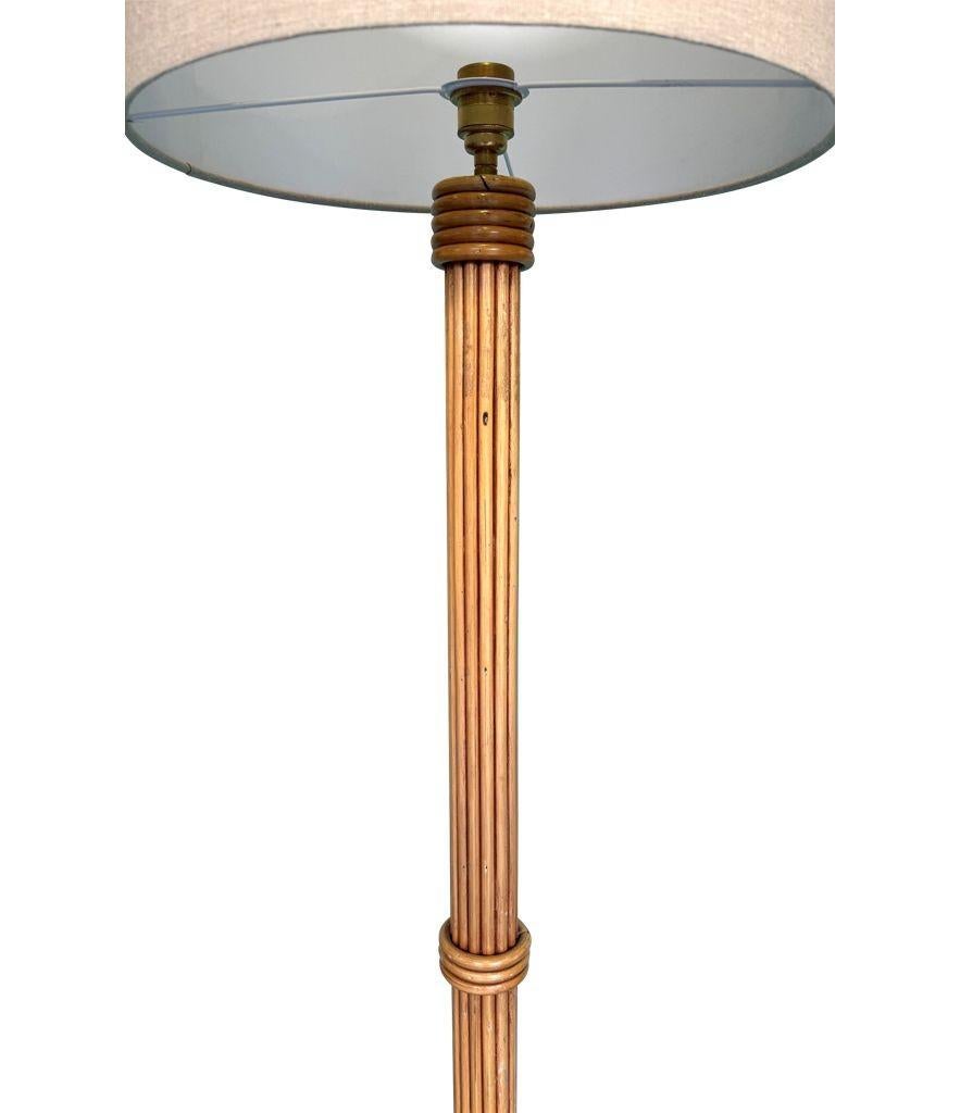 Eine italienische Stehlampe aus Bambus aus den 1970er Jahren im Zustand „Gut“ im Angebot in London, GB