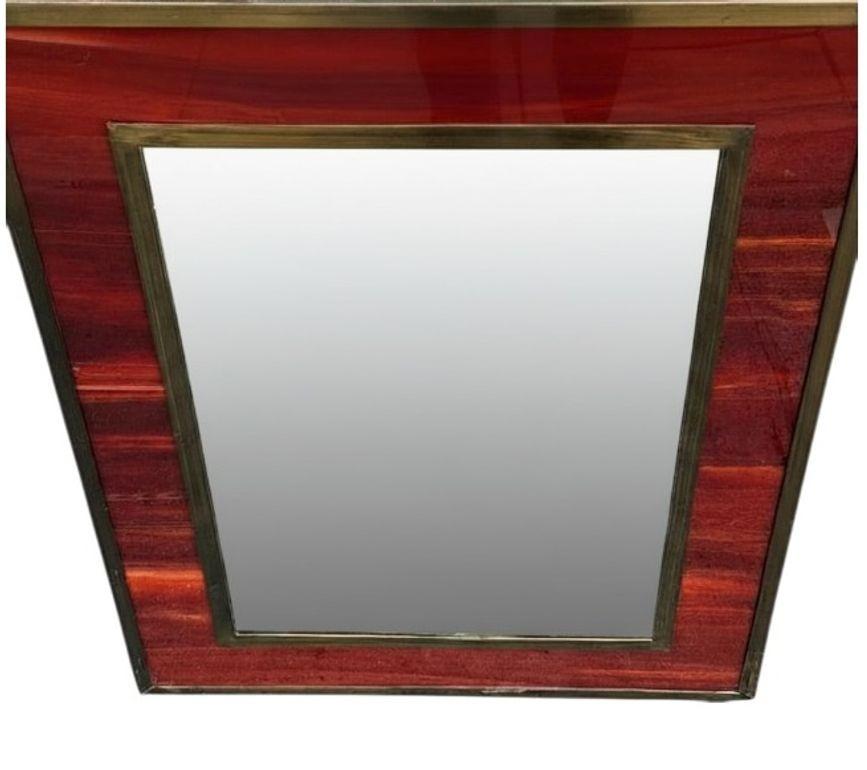 Miroir de paysage ou de portrait italien des années 1970 en fausse écaille de tortue et en laiton en vente 9