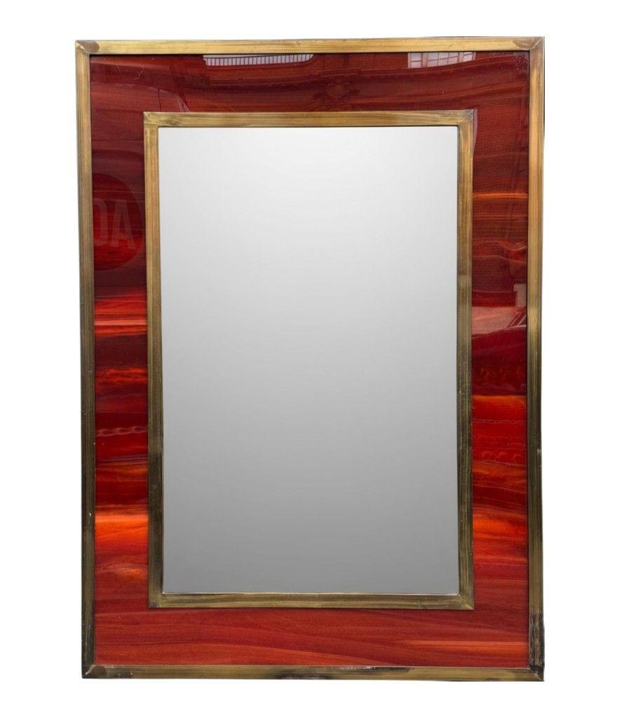 Laiton Miroir de paysage ou de portrait italien des années 1970 en fausse écaille de tortue et en laiton en vente