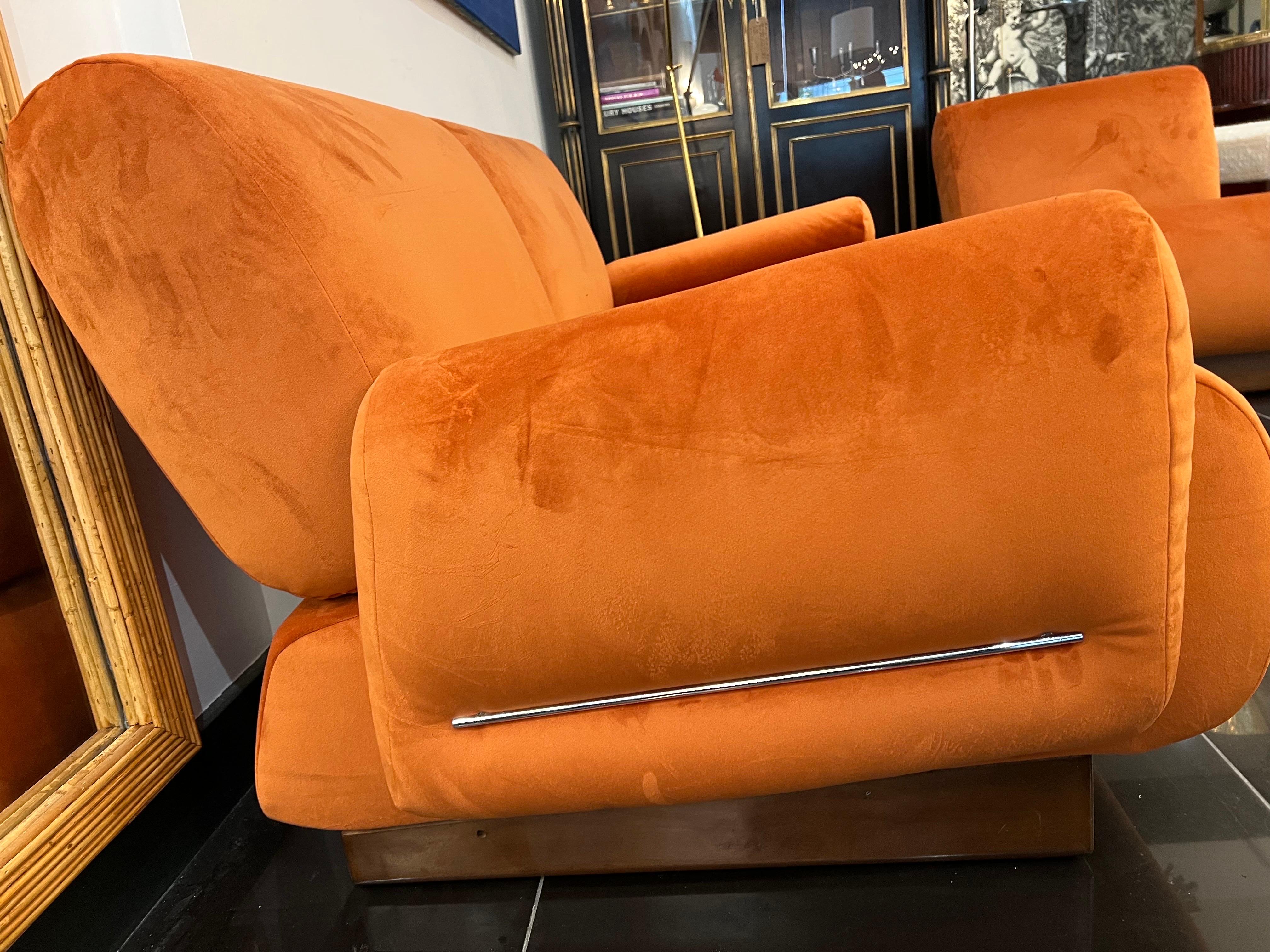 20th Century An Italian 1970s Large 4 seater sectional sofa in burnt orange velvet