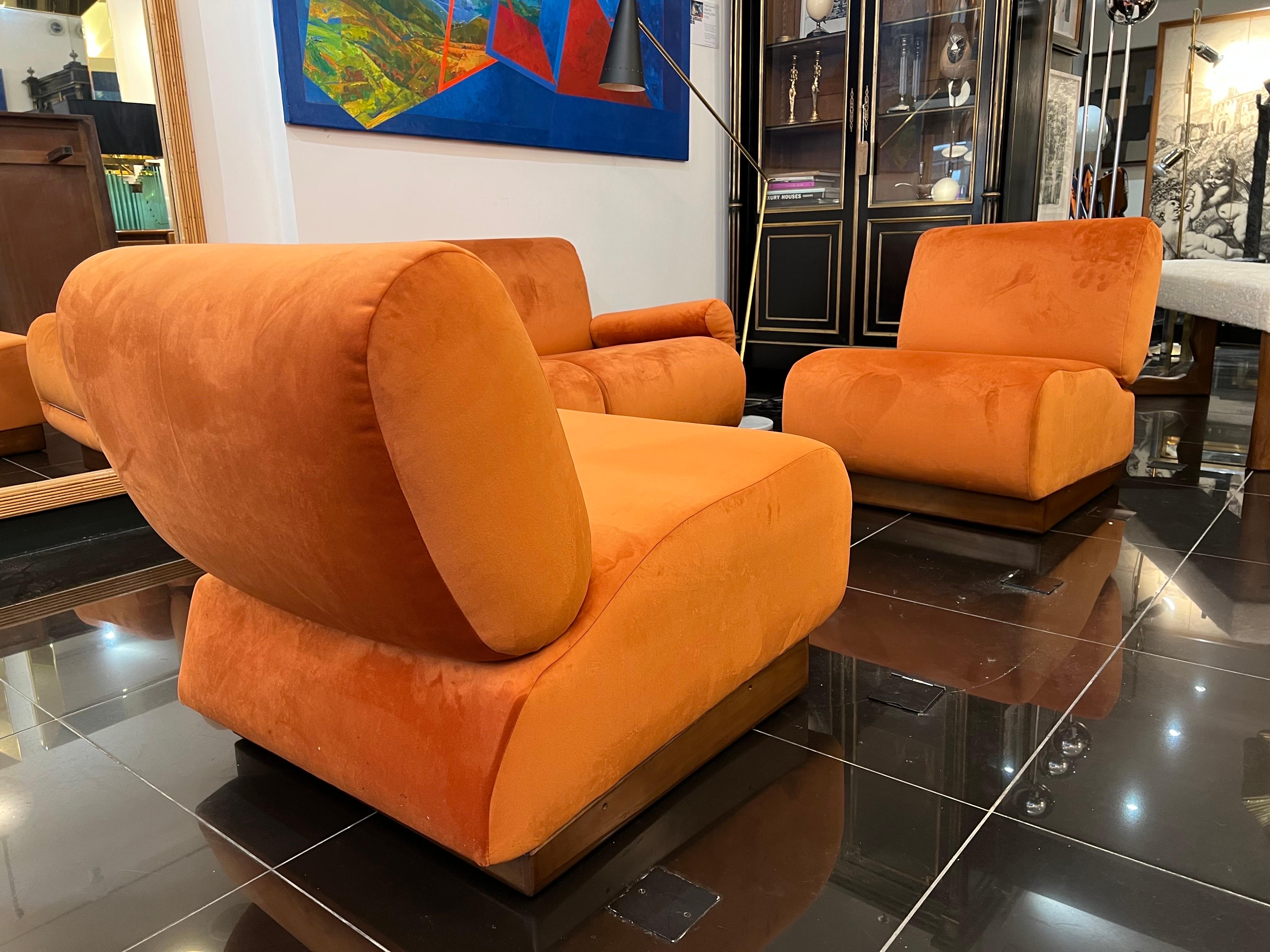 Velvet An Italian 1970s Large 4 seater sectional sofa in burnt orange velvet