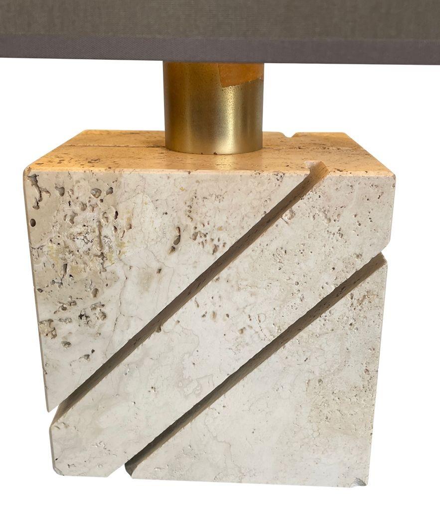 Italian 1970s Travertine and Brass Lamp by Fratelli Manneli For Sale 5