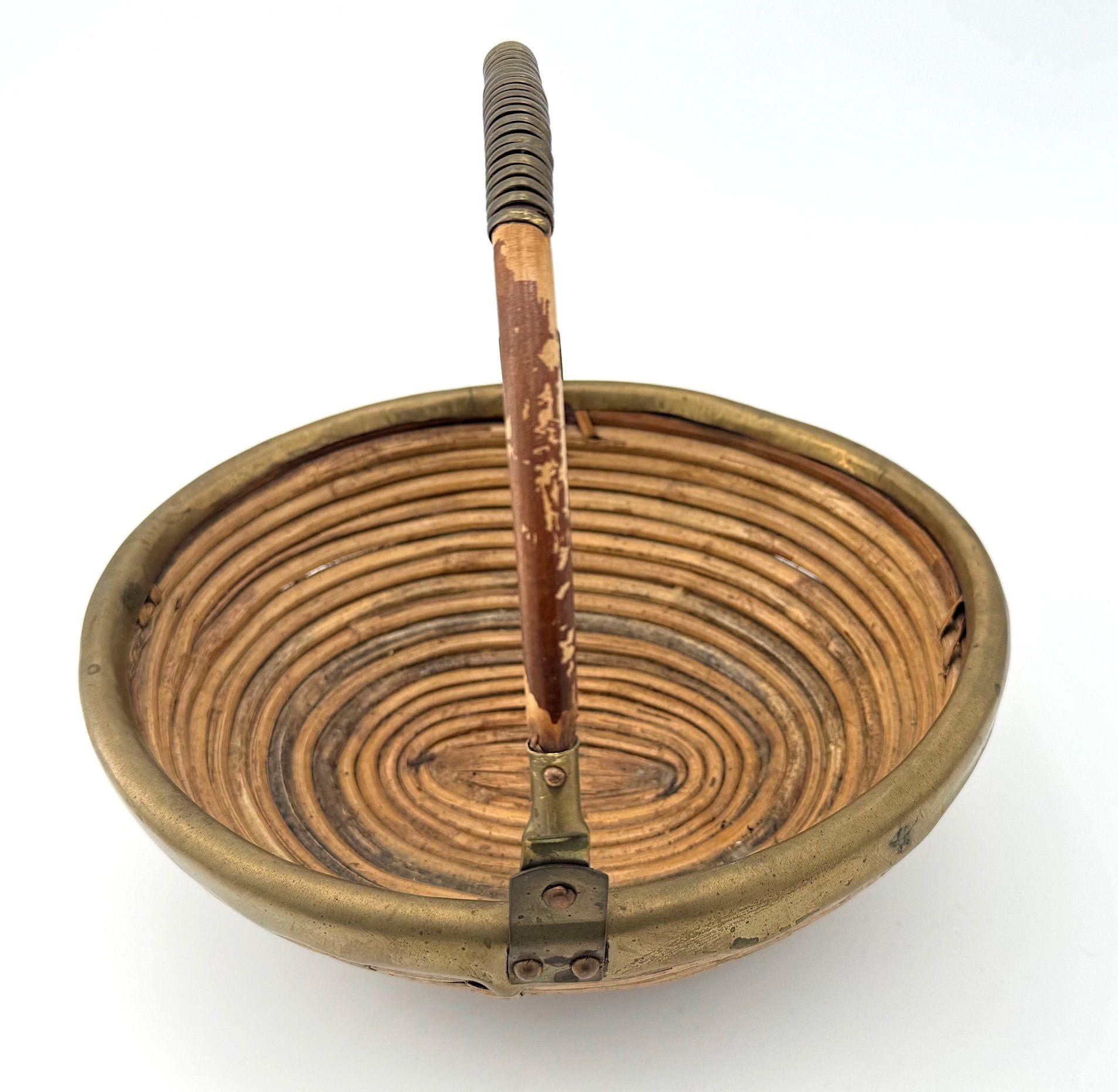An Italian 1970s woven bamboo and brass bowl in the style of Gabriella Crespi 9
