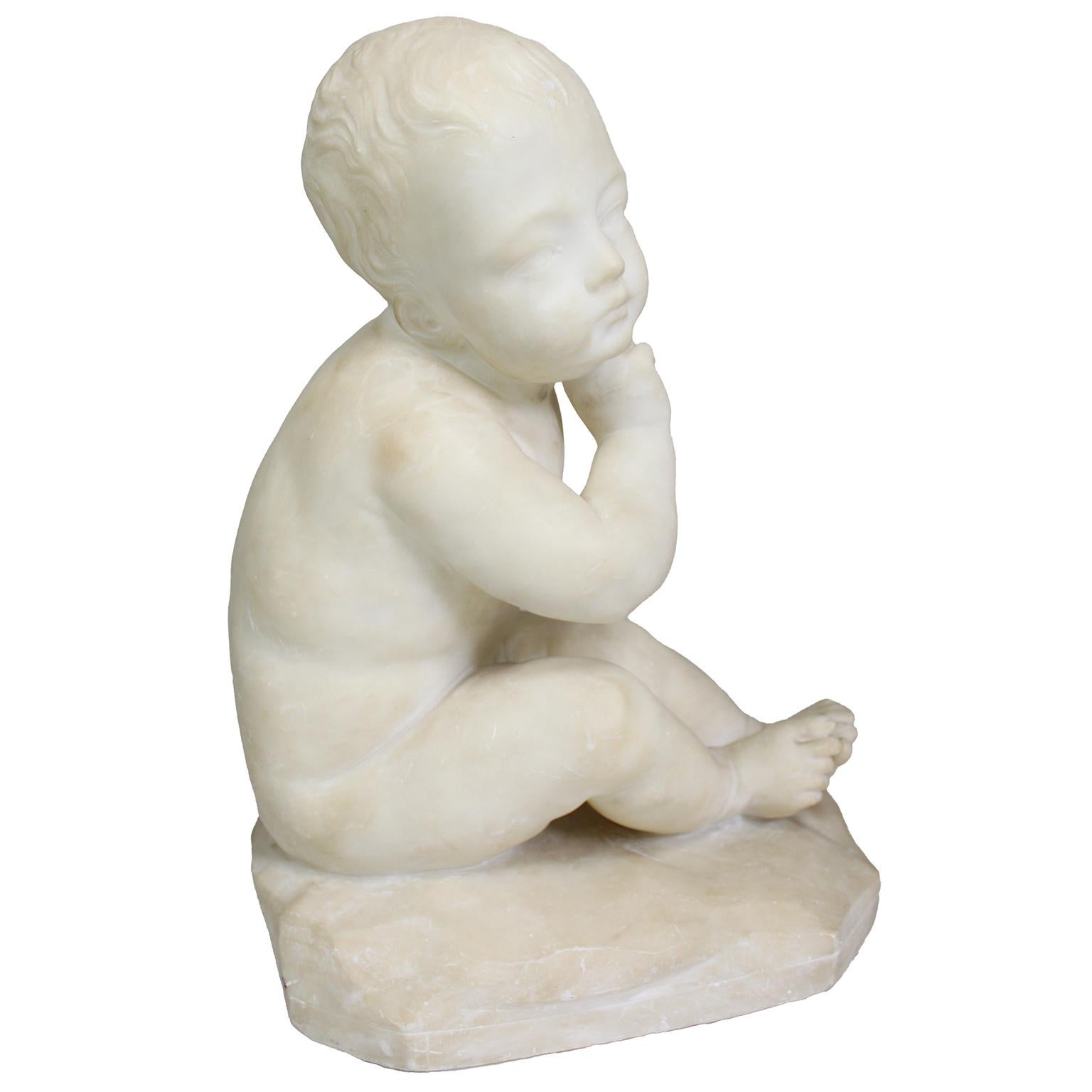 Inizio XX secolo Gruppo italiano in alabastro intagliato del XIX-XX secolo raffigurante un bambino con gabbia per uccelli in vendita