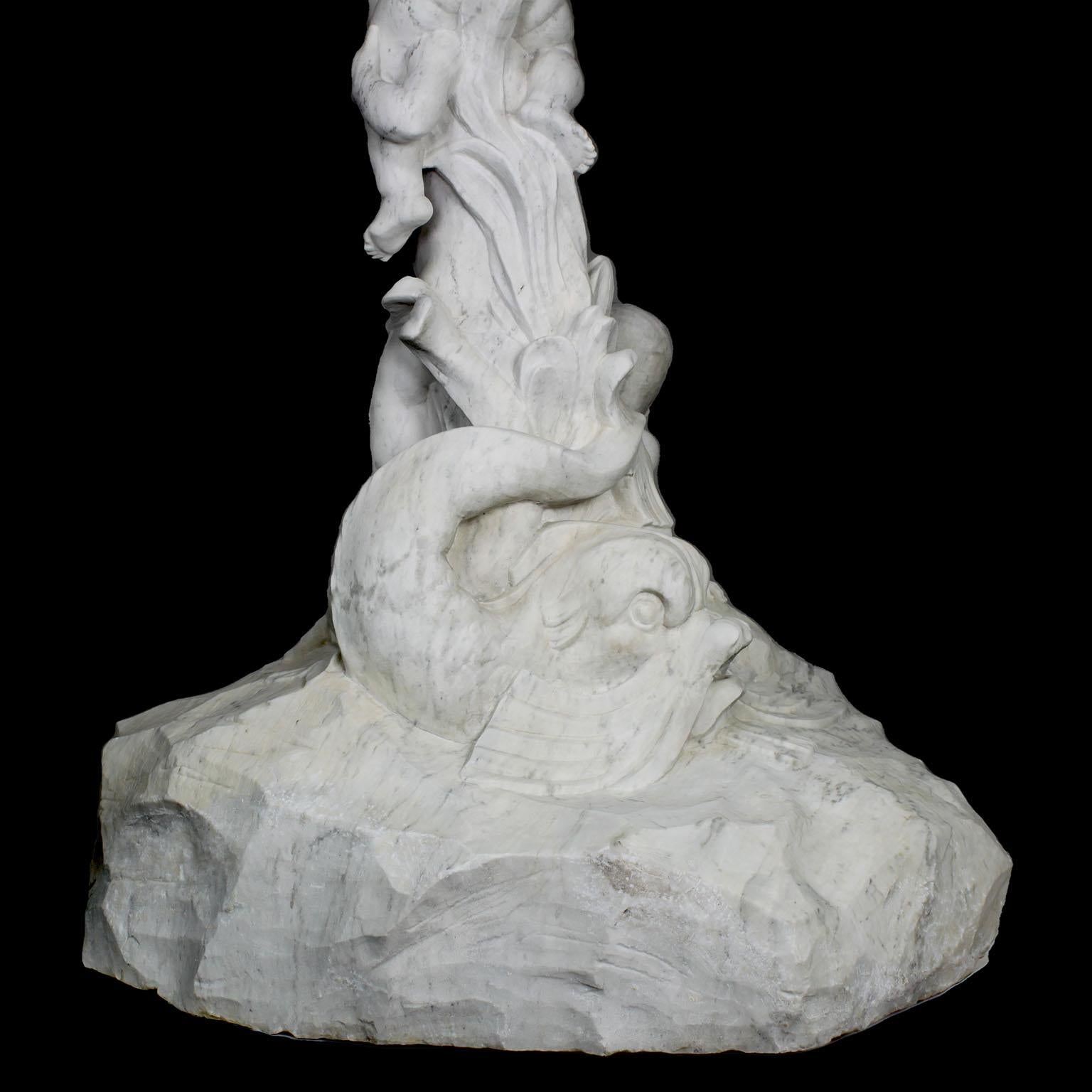 An Italian 19th/20th Century Carved Marble Figural Fountain with Children & Fish For Sale 11