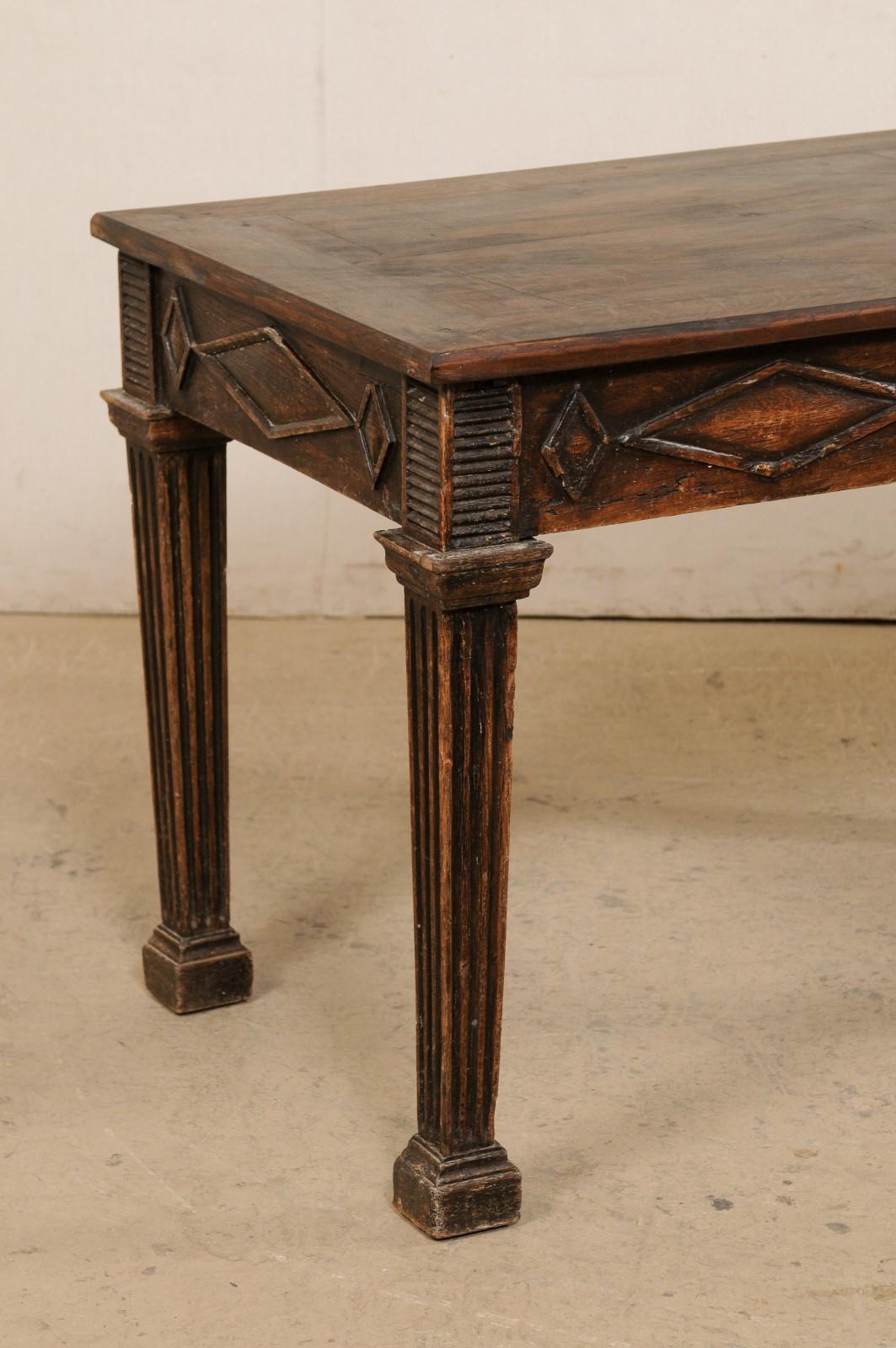 Italian 19th C. Table W/Diamond Motif Carved Skirt on Robust & Fluted Legs In Good Condition For Sale In Atlanta, GA