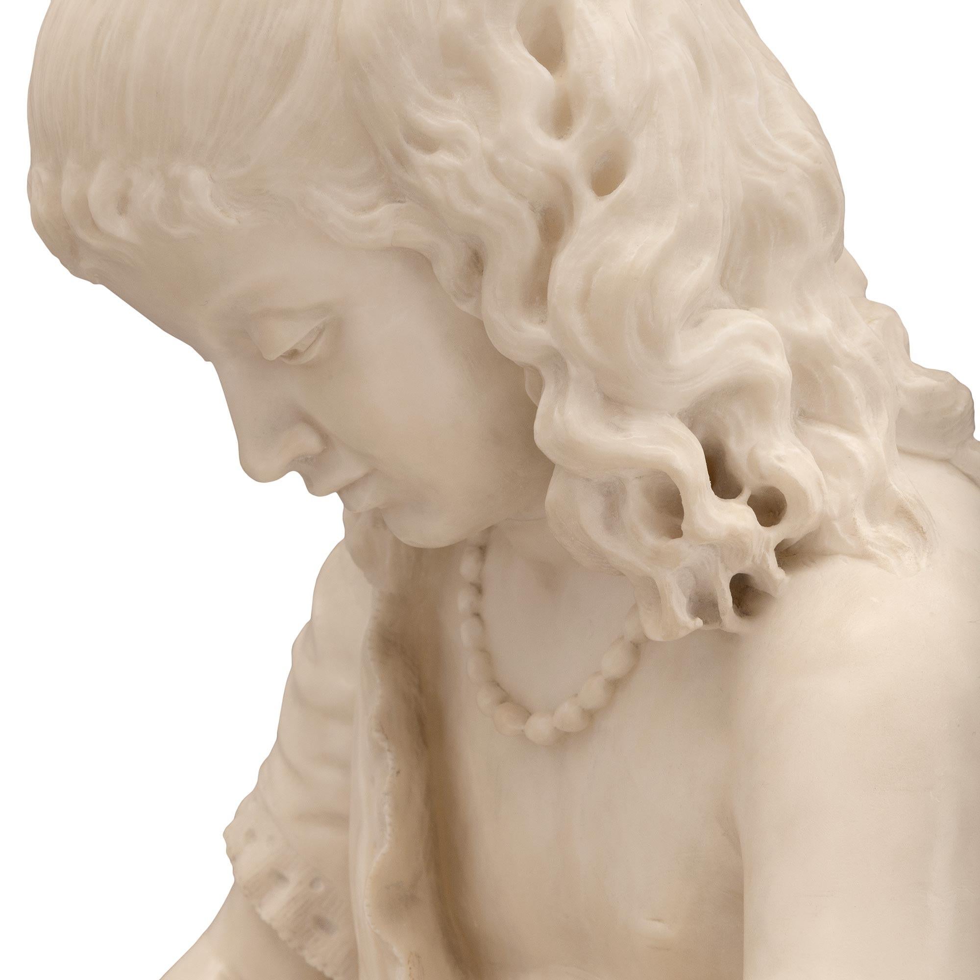 Italian 19th Century Alabaster Statue of a Young Girl Feeding Birds For Sale 1