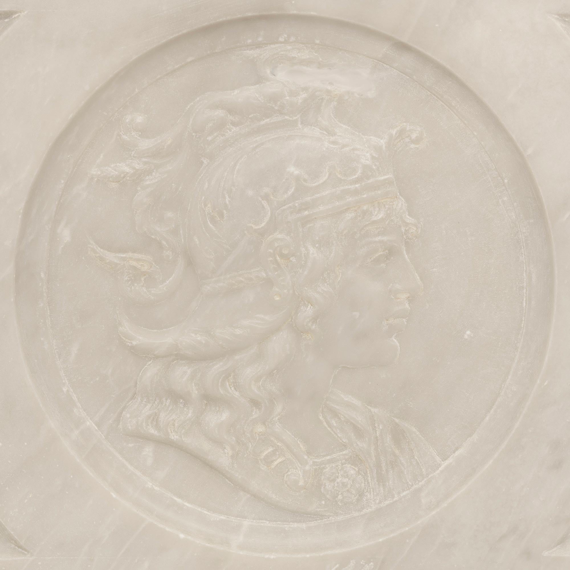 Panca neoclassica italiana del XIX secolo in marmo bianco di Carrara in vendita 2