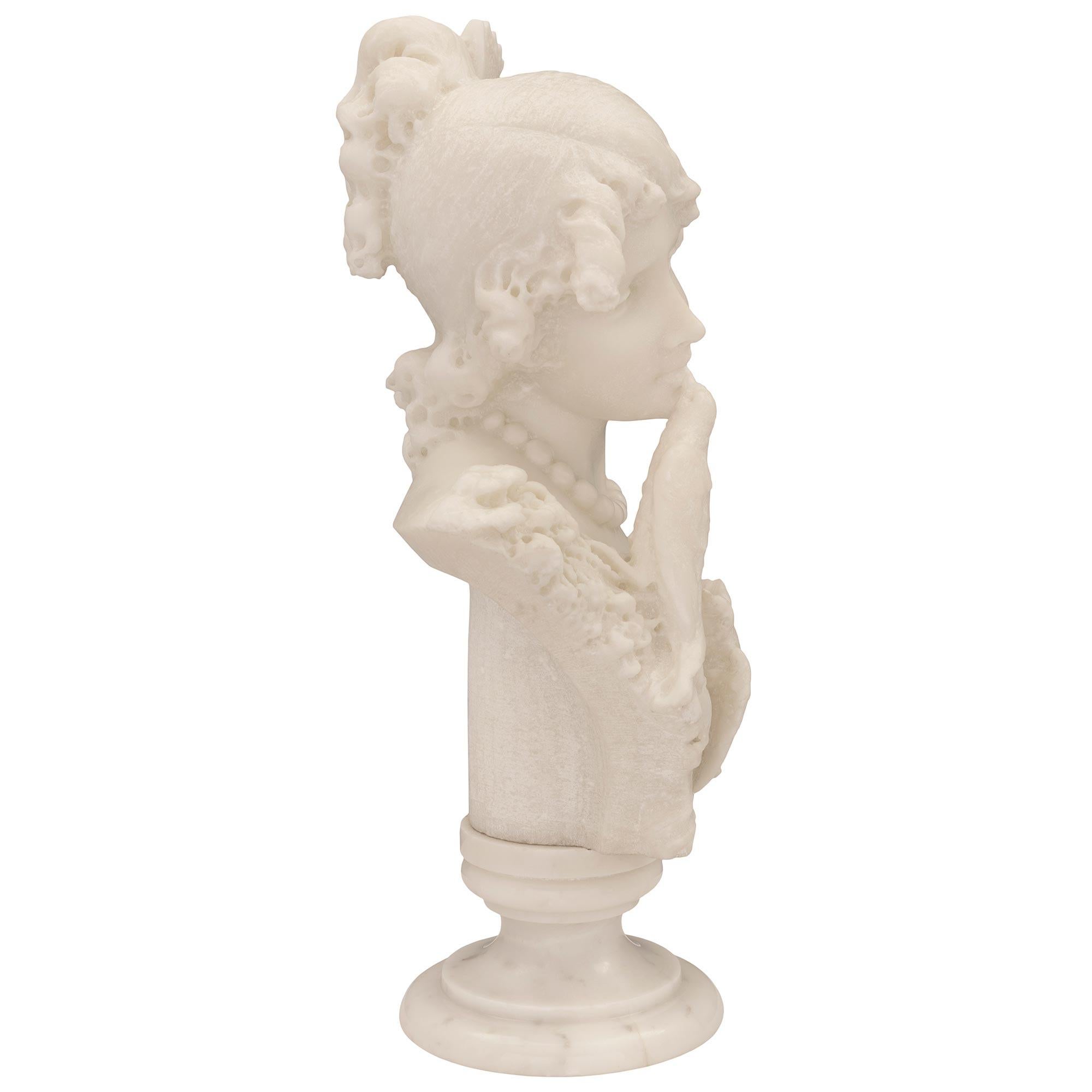 Italian 19th Century White Carrara Marble Bust of Young Girl with Birds For Sale 1