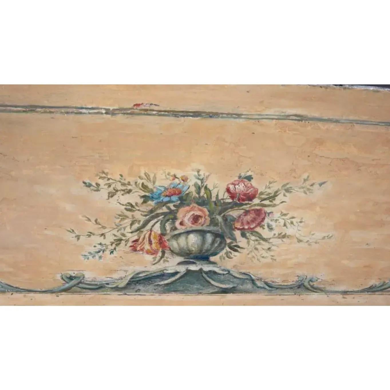 Bois Crédence baroque italienne peinte en polychrome en vente