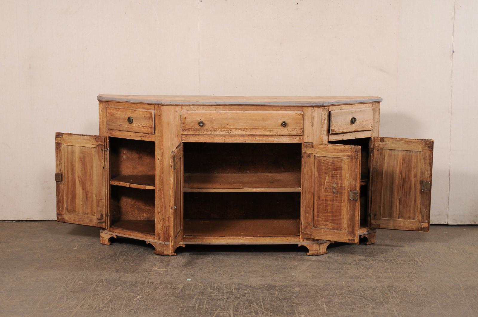Italiano Consolle a buffet in legno sbiancato italiano, inizio XIX secolo. in vendita