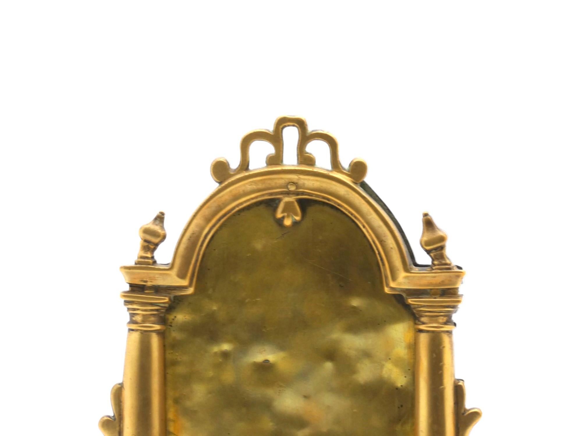 Ottone Lampada Hanukkah italiana in ottone, CIRCA 1700 in vendita