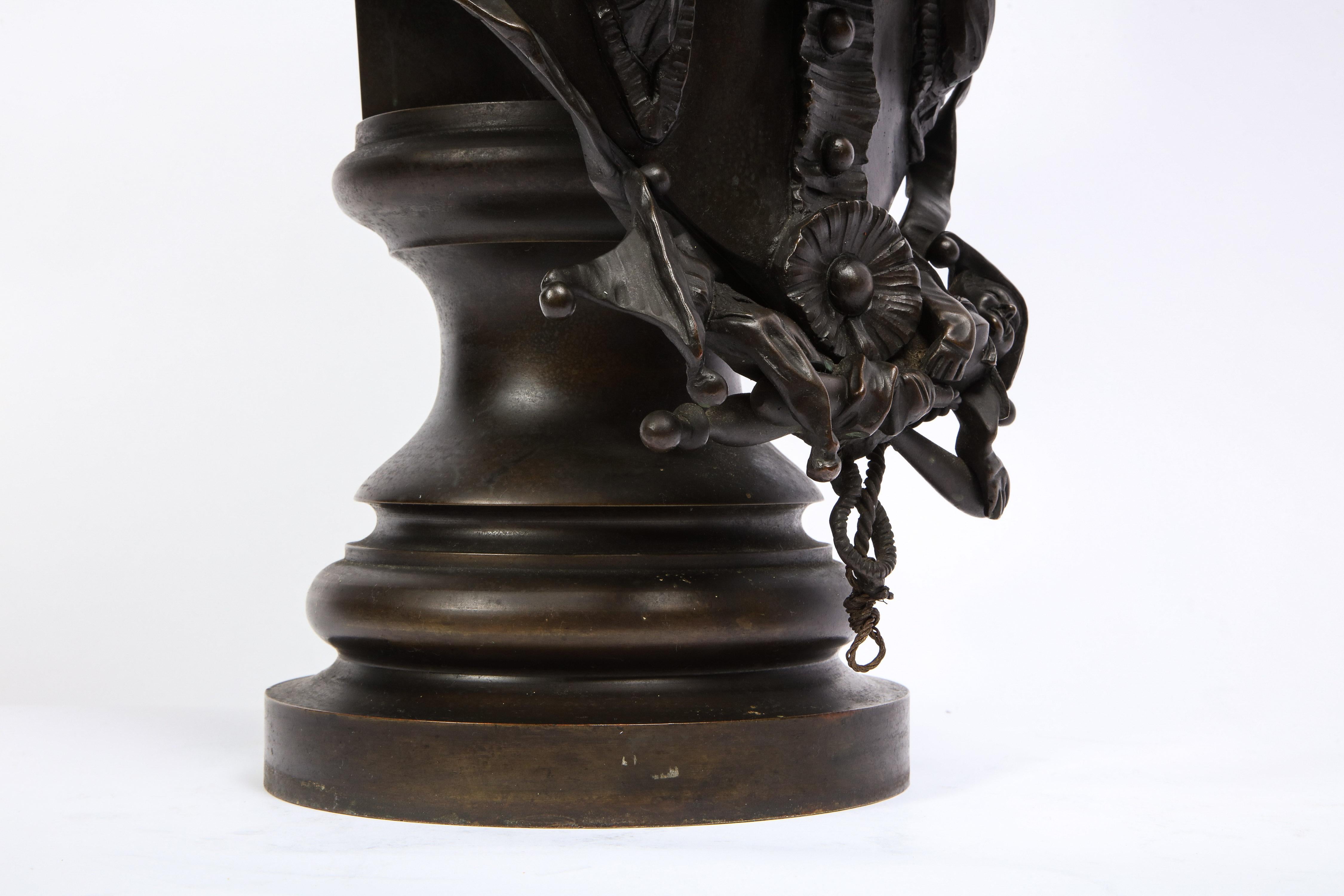 Italienische Bronzebüste eines Hofjuweliers, signiert Antonio Pandiani im Angebot 11