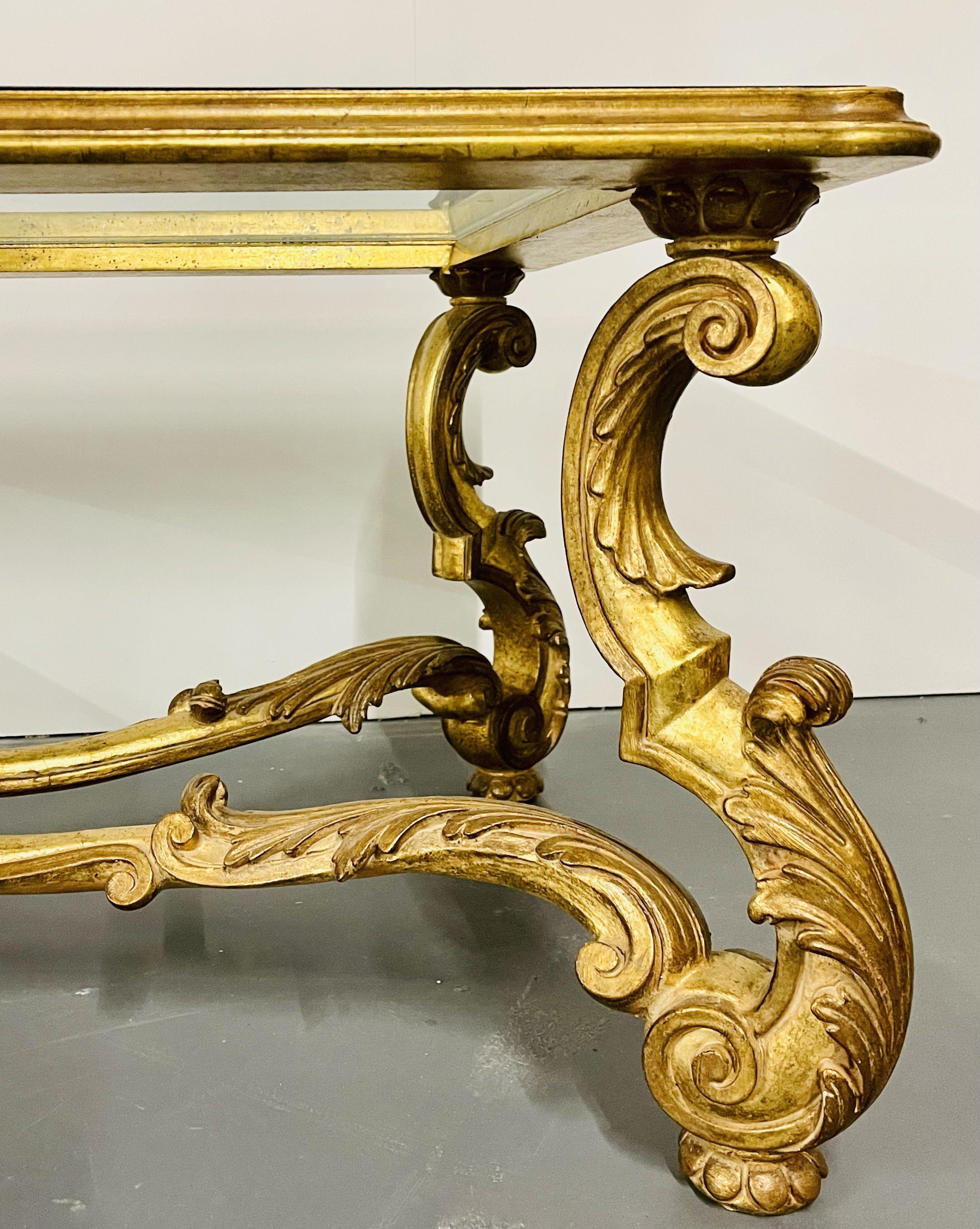 Table basse italienne à plateau en verre sculpté, bois doré, style Hollywood Regency, milieu du siècle dernier en vente 7