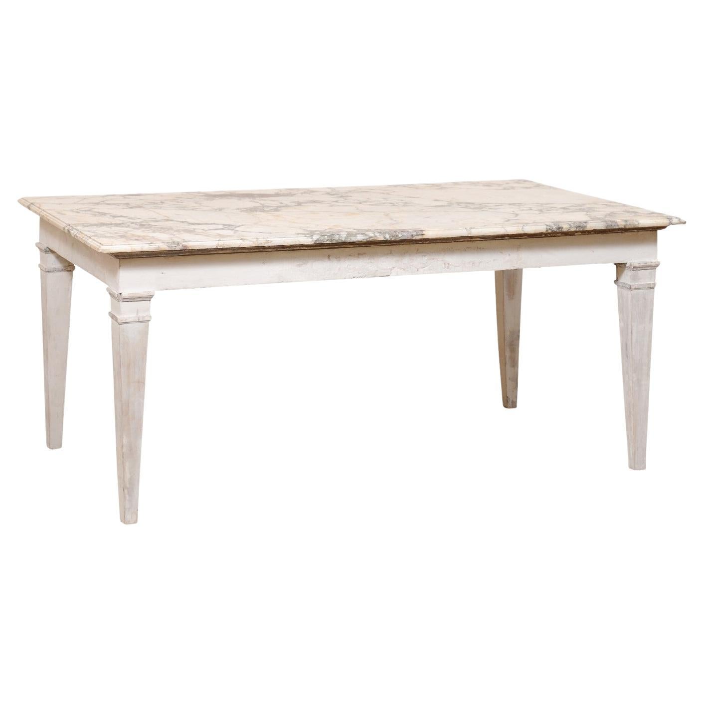Table de salle à manger italienne en bois sculpté avec plateau en marbre d'origine ou superbe table de cuisine