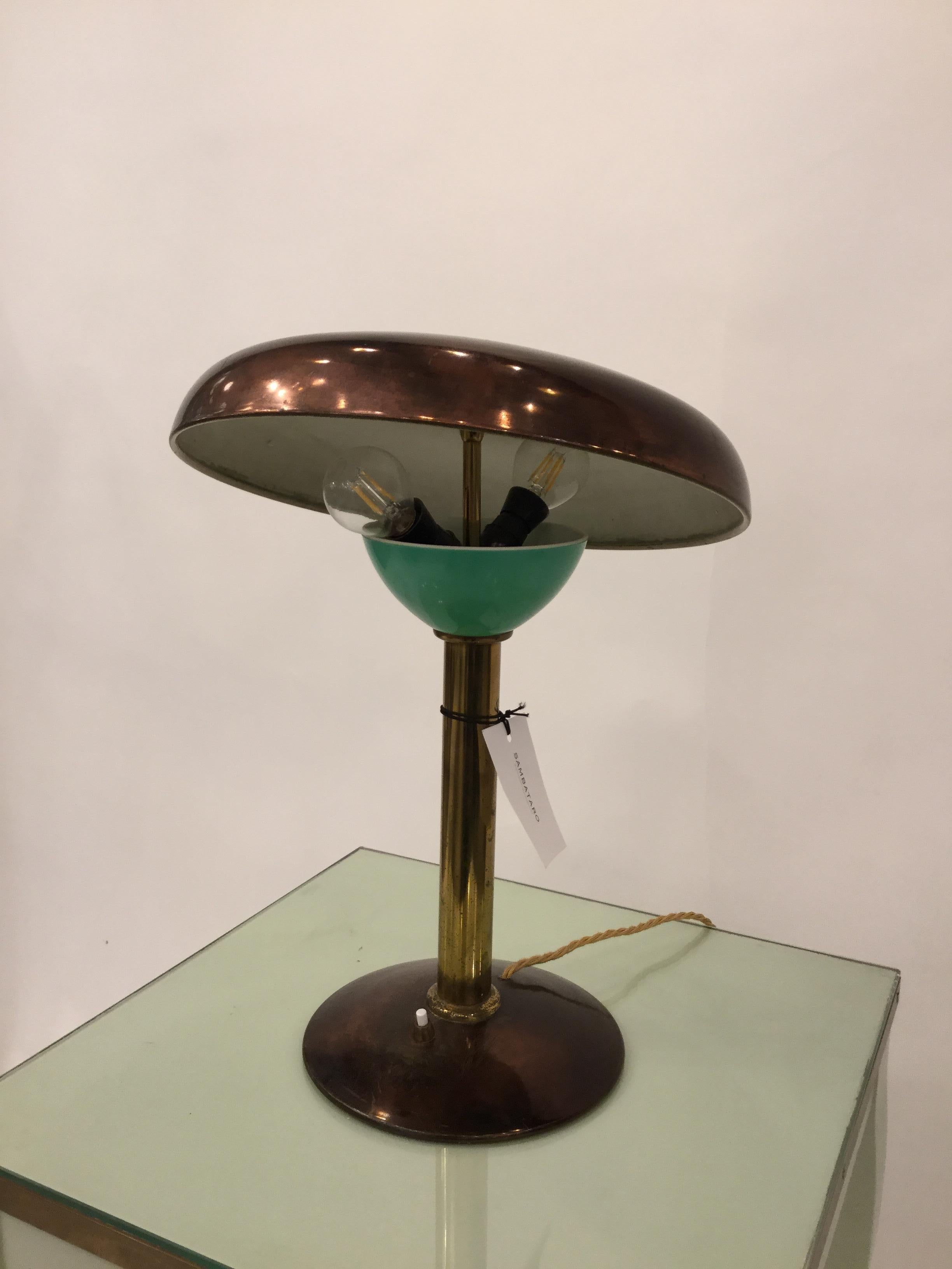 Italian Designed Desk Lamp in Brass, Copper and Bakelite, circa 1950 In Fair Condition In London, GB
