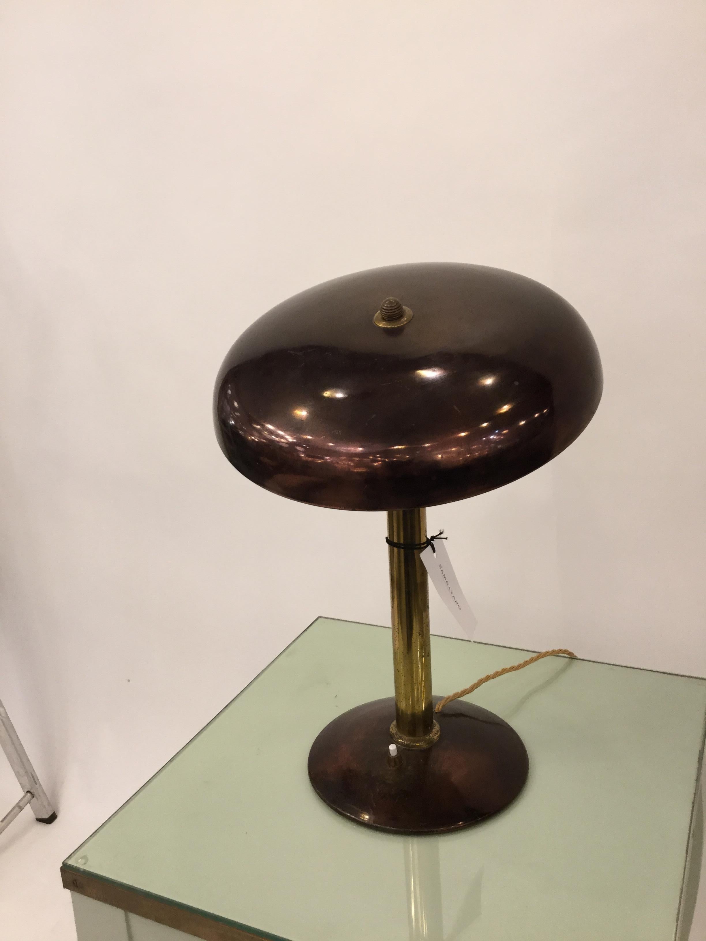 Italian Designed Desk Lamp in Brass, Copper and Bakelite, circa 1950 1