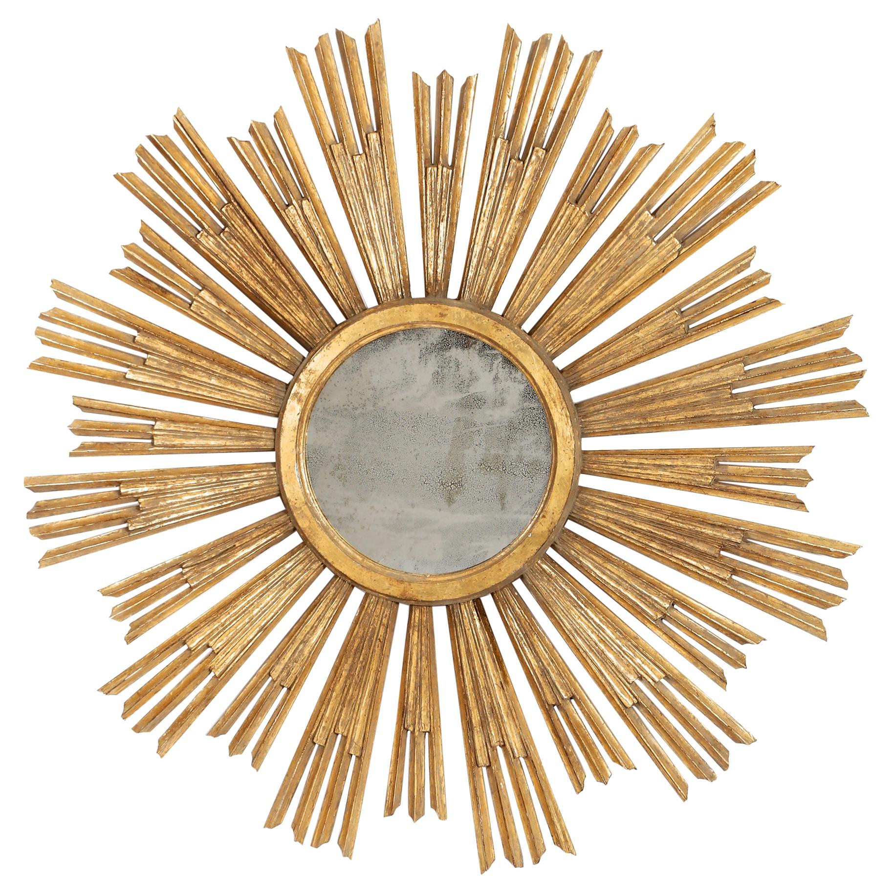 Italian Early 20th Century Gold Giltwood Sunburst Mirror of Large Scale