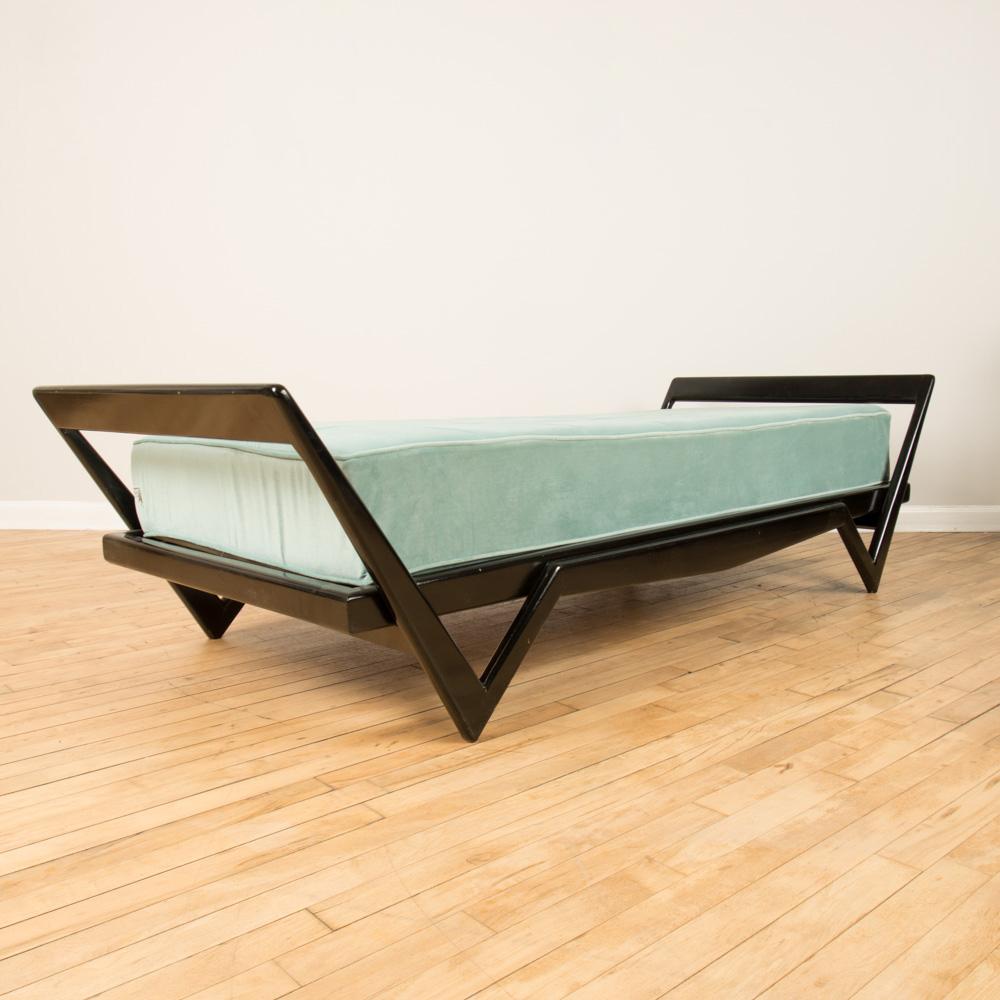 Italian Ebonized Day Bed in the Manner of Ico Parisi, circa 1950 1