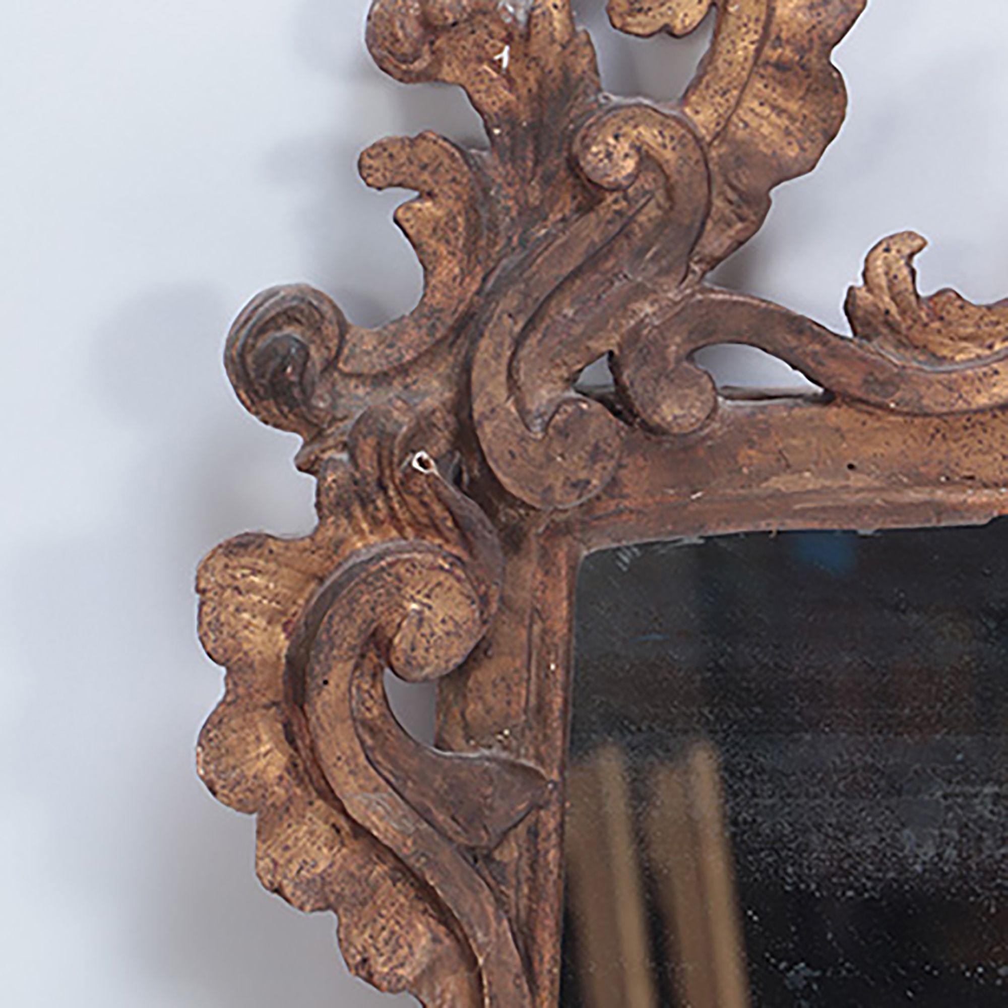 Italian Giltwood and Carved Mirror, circa 1810 1