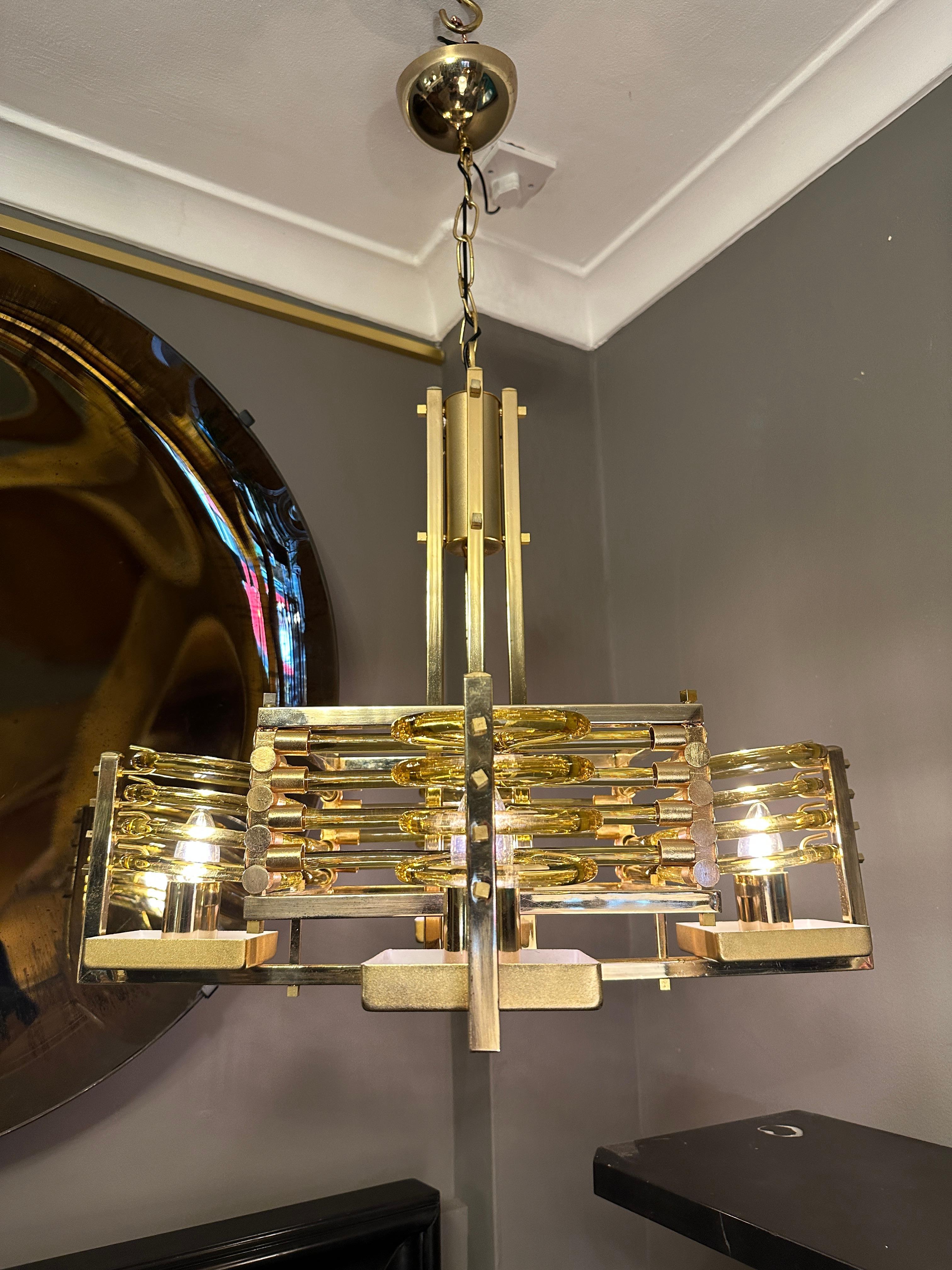 Un lampadario italiano in oro e vetro di Murano in vendita 4