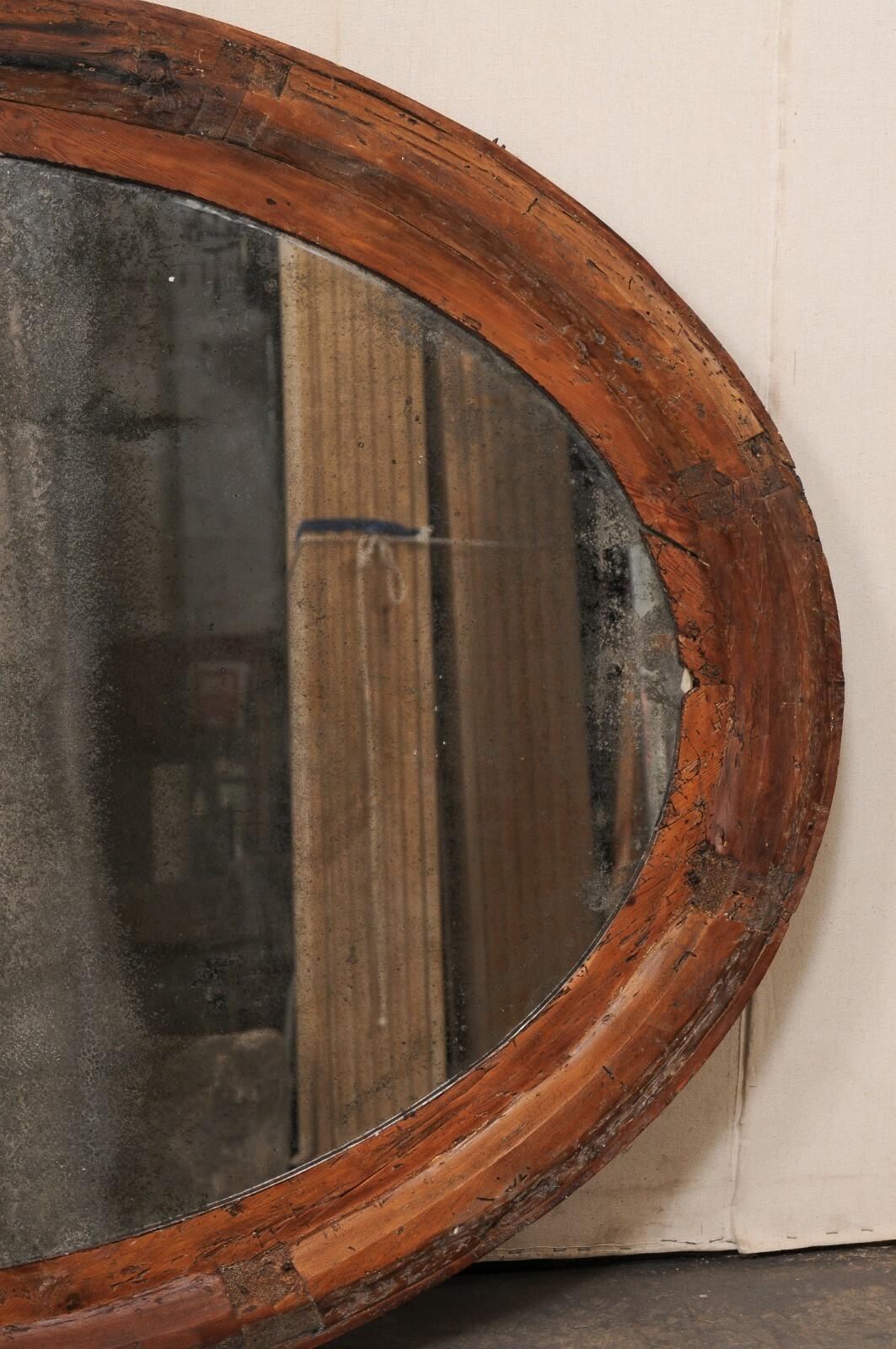 An Italian Large-Sized Oval Mirror, Early 20th C. For Sale 3