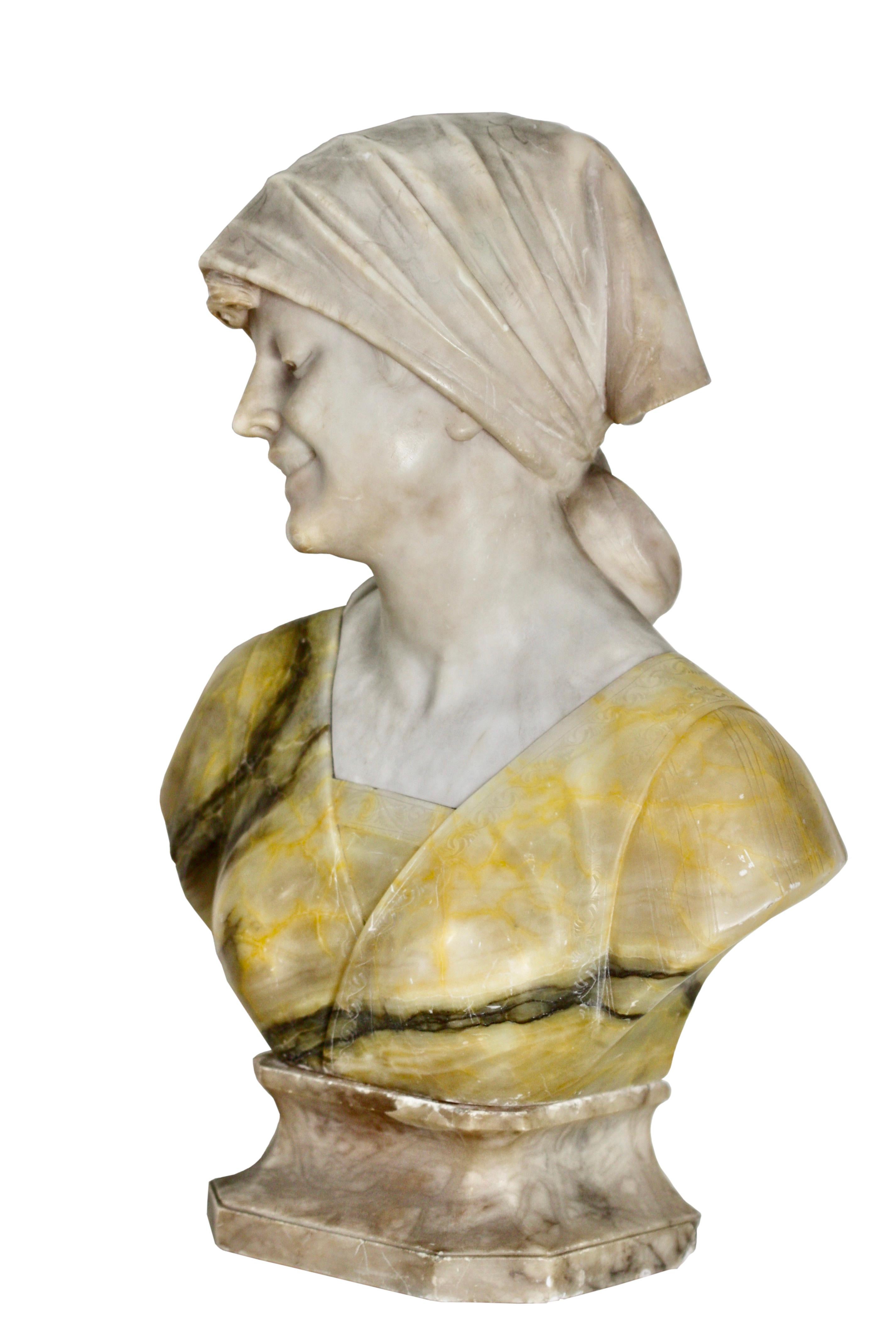 Busto di dea in marmo e alabastro italiano In condizioni buone in vendita a West Palm Beach, FL