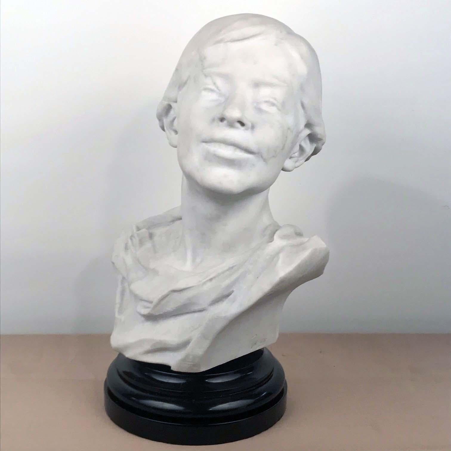Italian Marble Bust of a Smiling Young Woman, Signed Tiruk For Sale 7