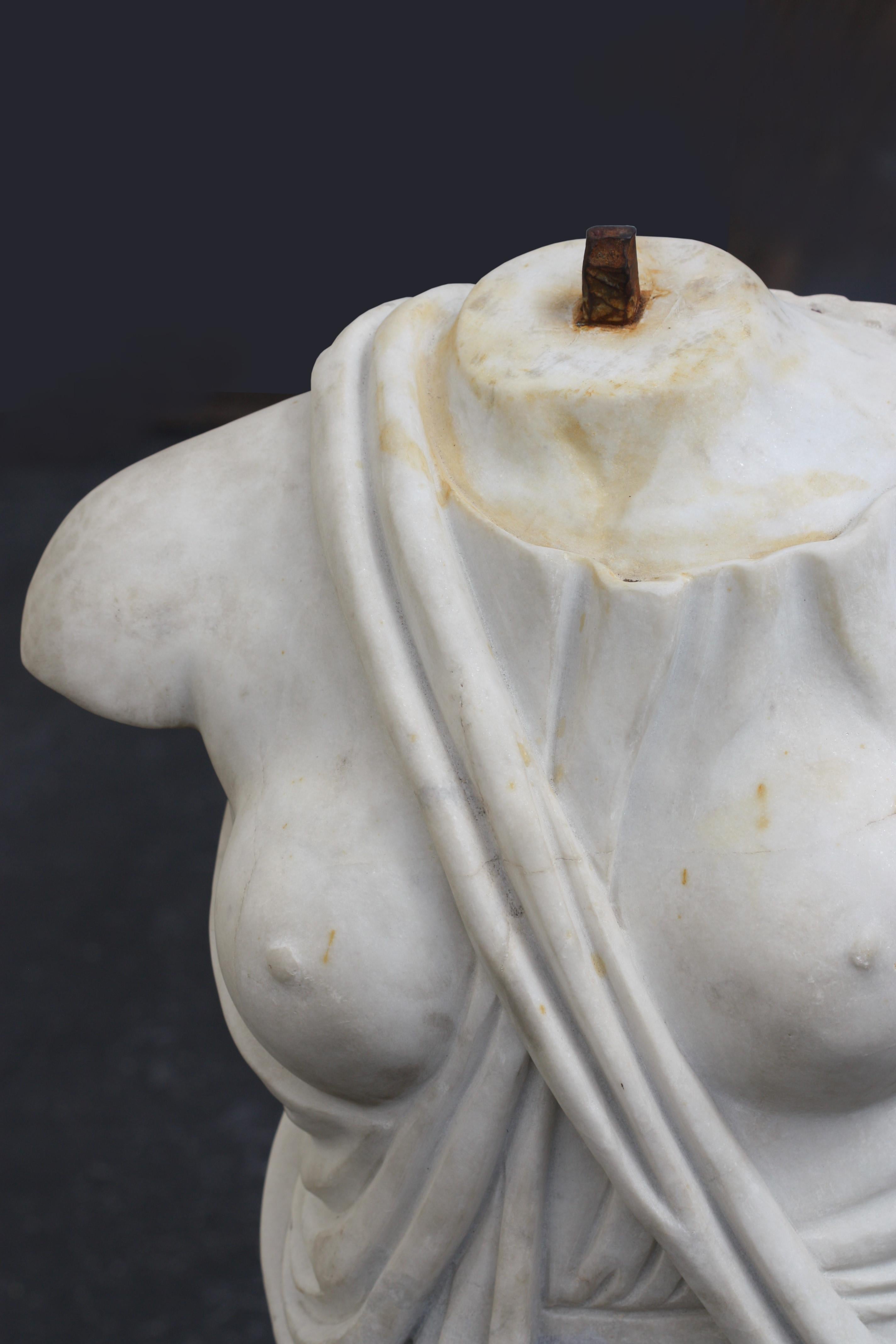 Figura di torso in marmo italiano, XIX/XX secolo in vendita 1