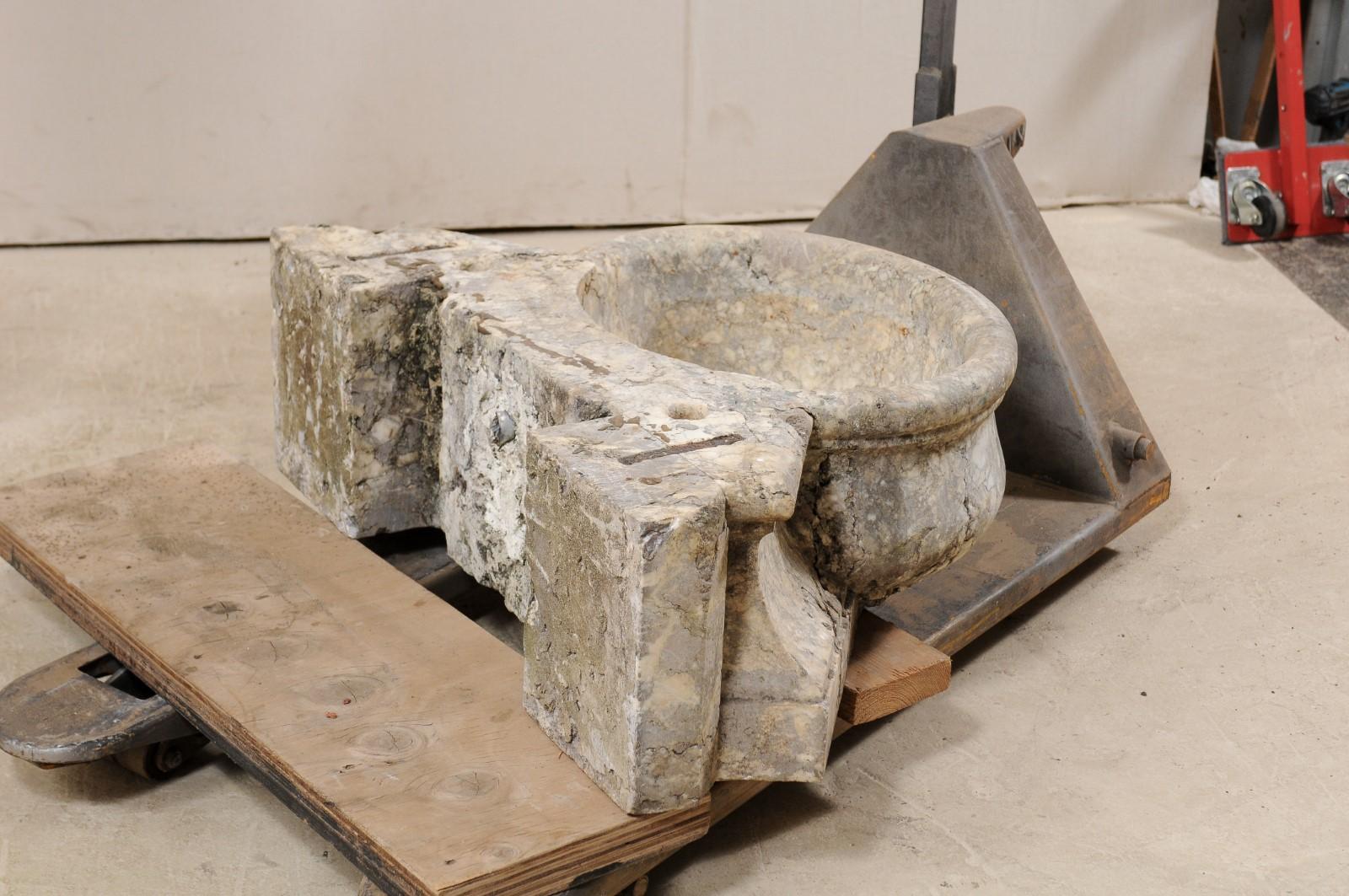 Italian Marble Fountain Basin from the 19th Century 6