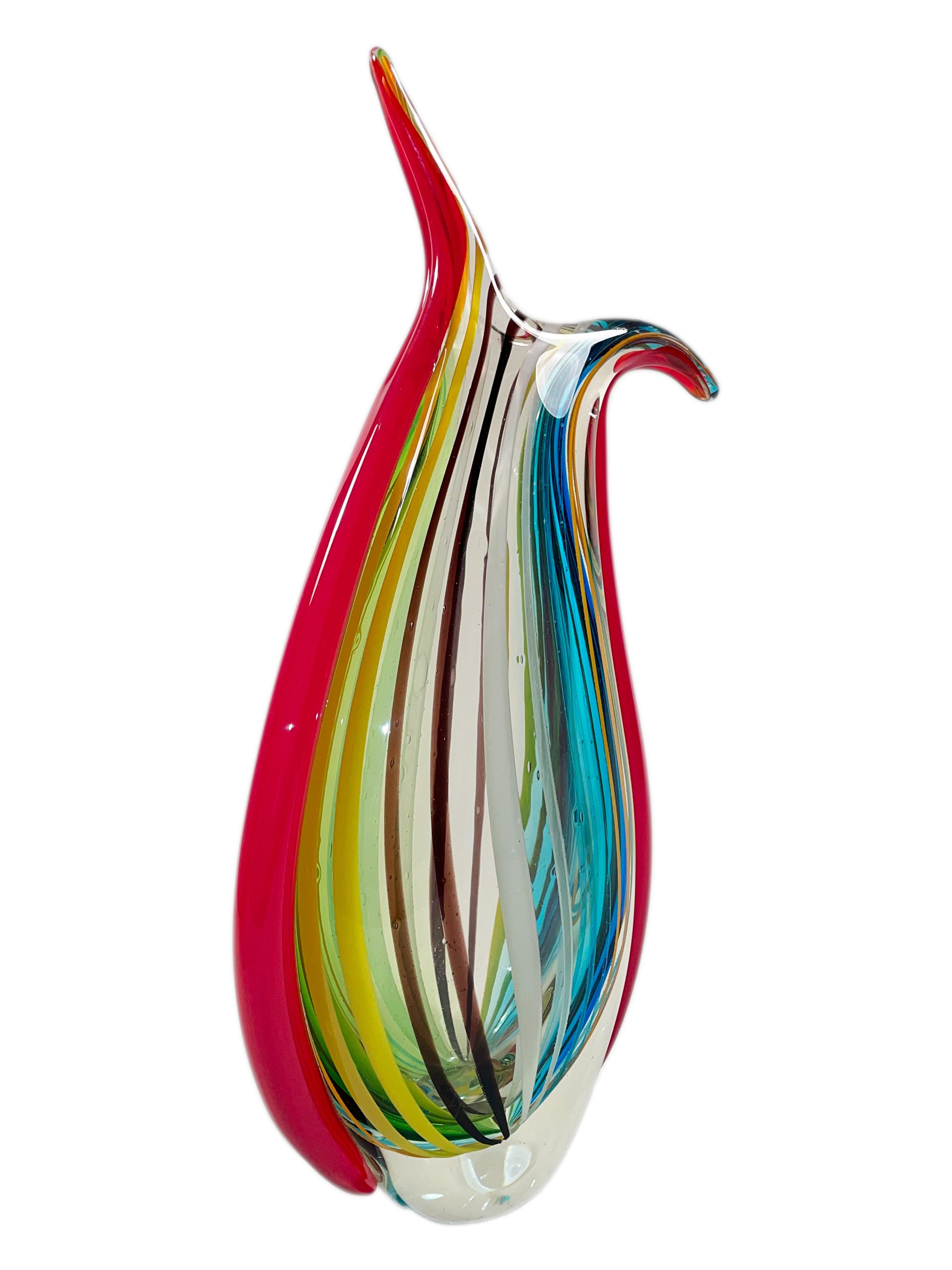 Grand vase d'art italien en verre de Murano de style mi-siècle moderne, appliqué et décoré Bon état - En vente à Englewood, NJ
