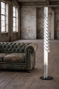 An Italian Mid Century Modern Arredoluce Zodiac Floor Lamp by Angelo Lelii