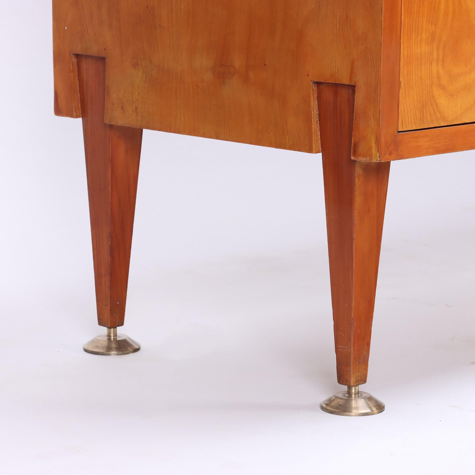 Credenza bicolore italiana del Mid-Century Modern, 1960 circa in vendita 4