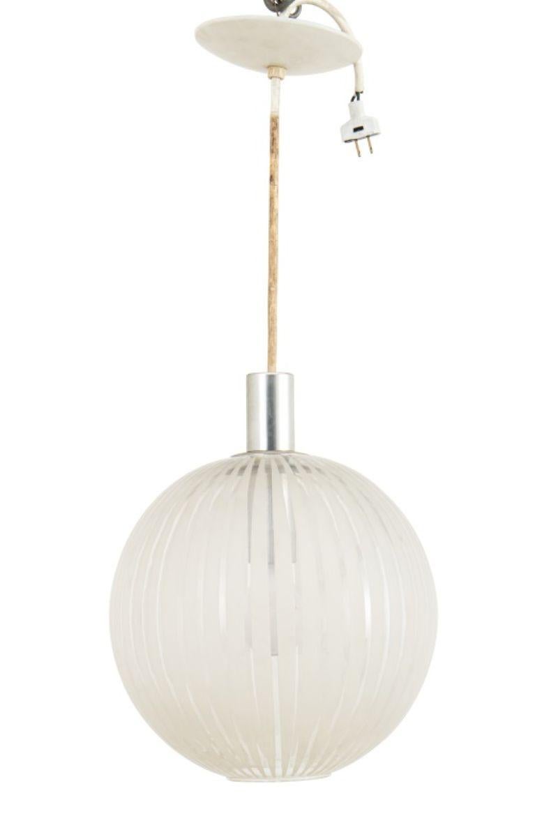 Lightolier Mid-Century Modern Glass Globe Pendant For Sale 3