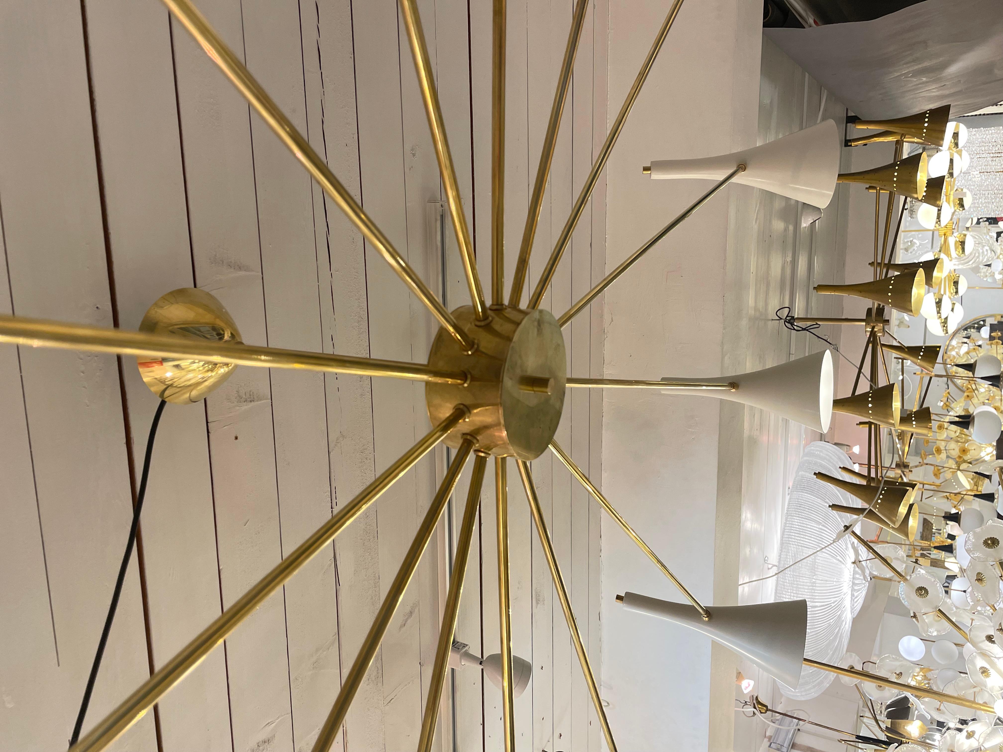 Late 20th Century Italian Modernist Chandelier in Brass with 14 Arms, circa 1970 For Sale