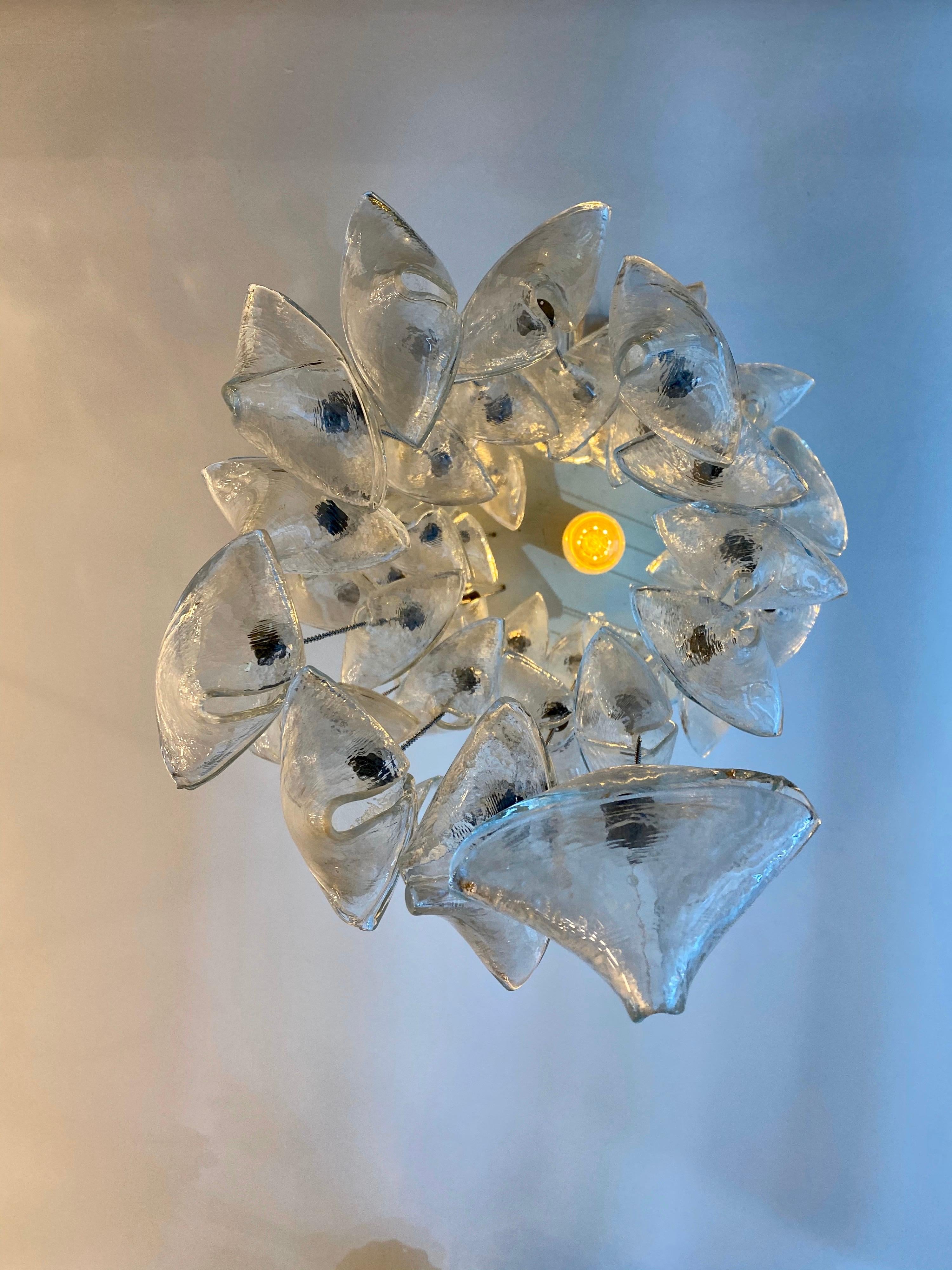 Italienischer Spiral-Kronleuchter aus Muranoglas im Zustand „Gut“ im Angebot in London, GB