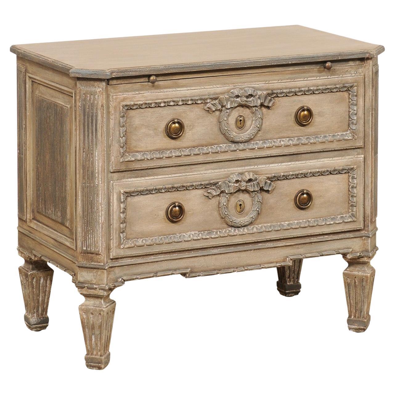 An Italian Neoclassic Style 2-Drawer Side Chest w/Pull Out Shelf For Sale