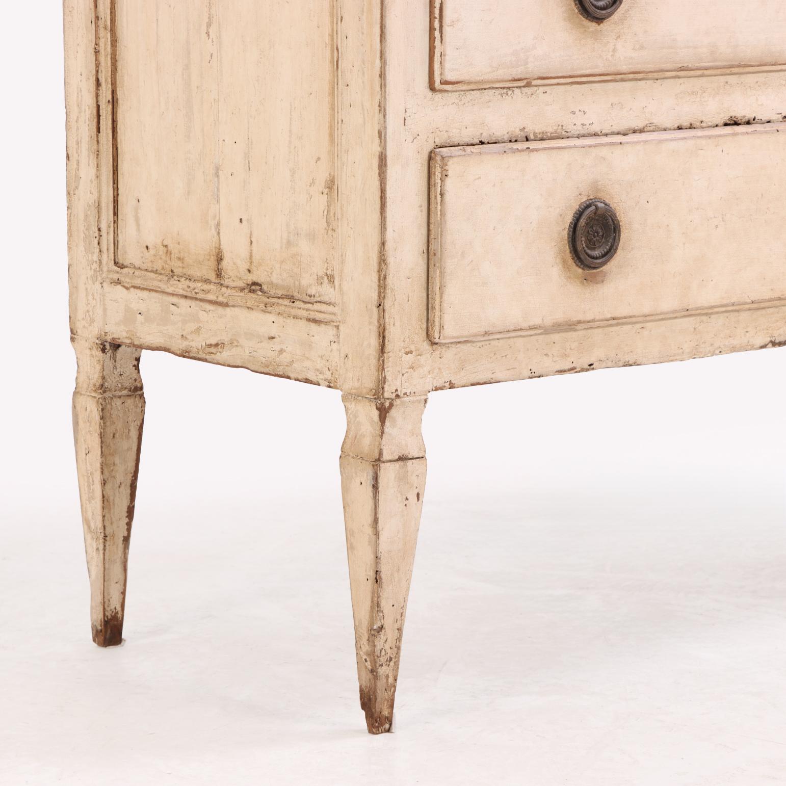 Neoclassical Revival An Italian painted Commode, Late 19th C. For Sale